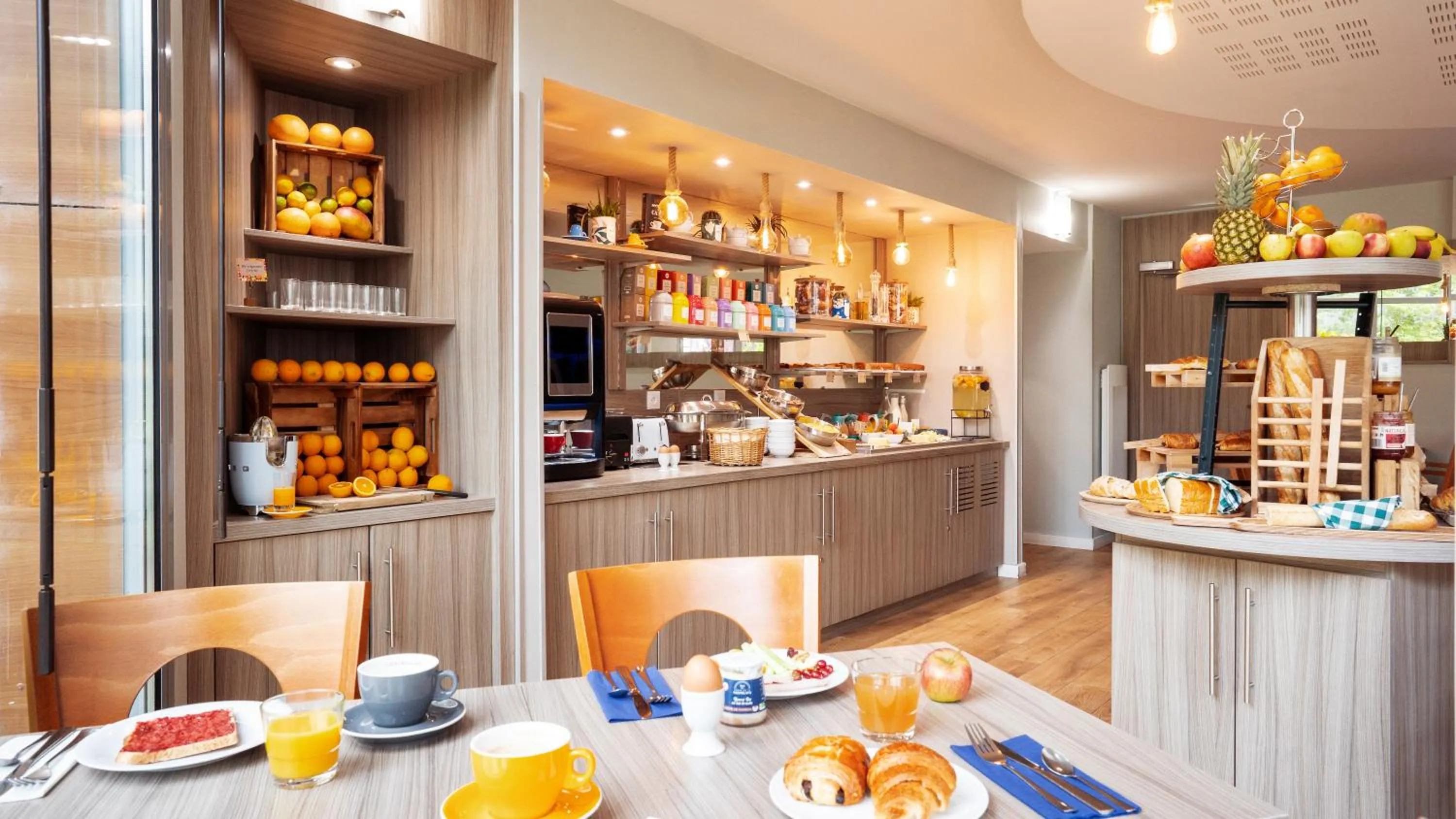 Food in Residhome Paris-Guyancourt