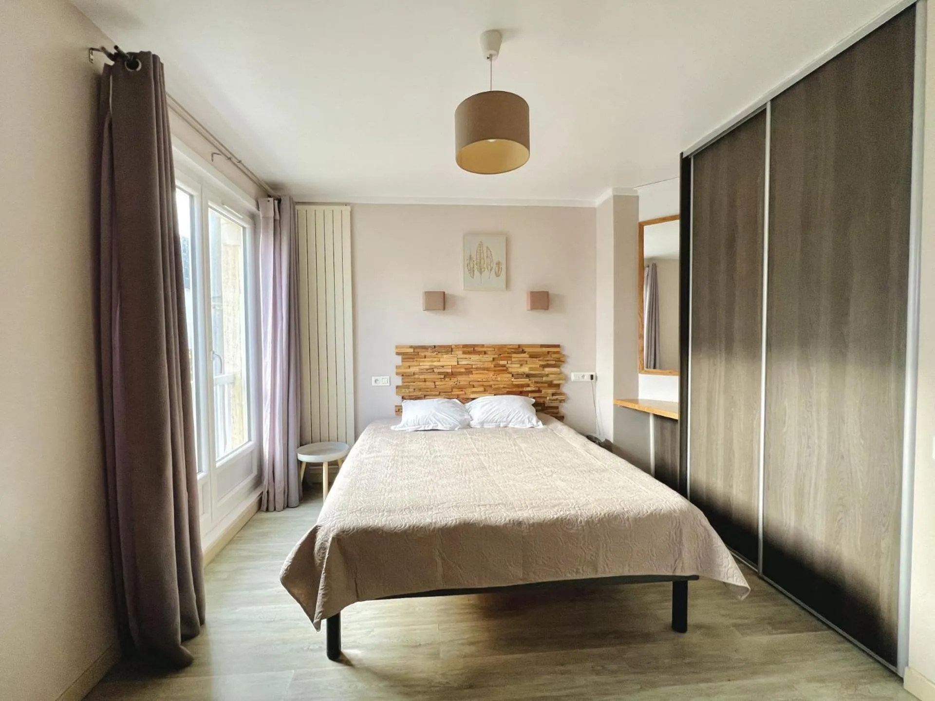 Photo of the whole room, Bed in Hôtel Le Littoral - Berck sur Mer