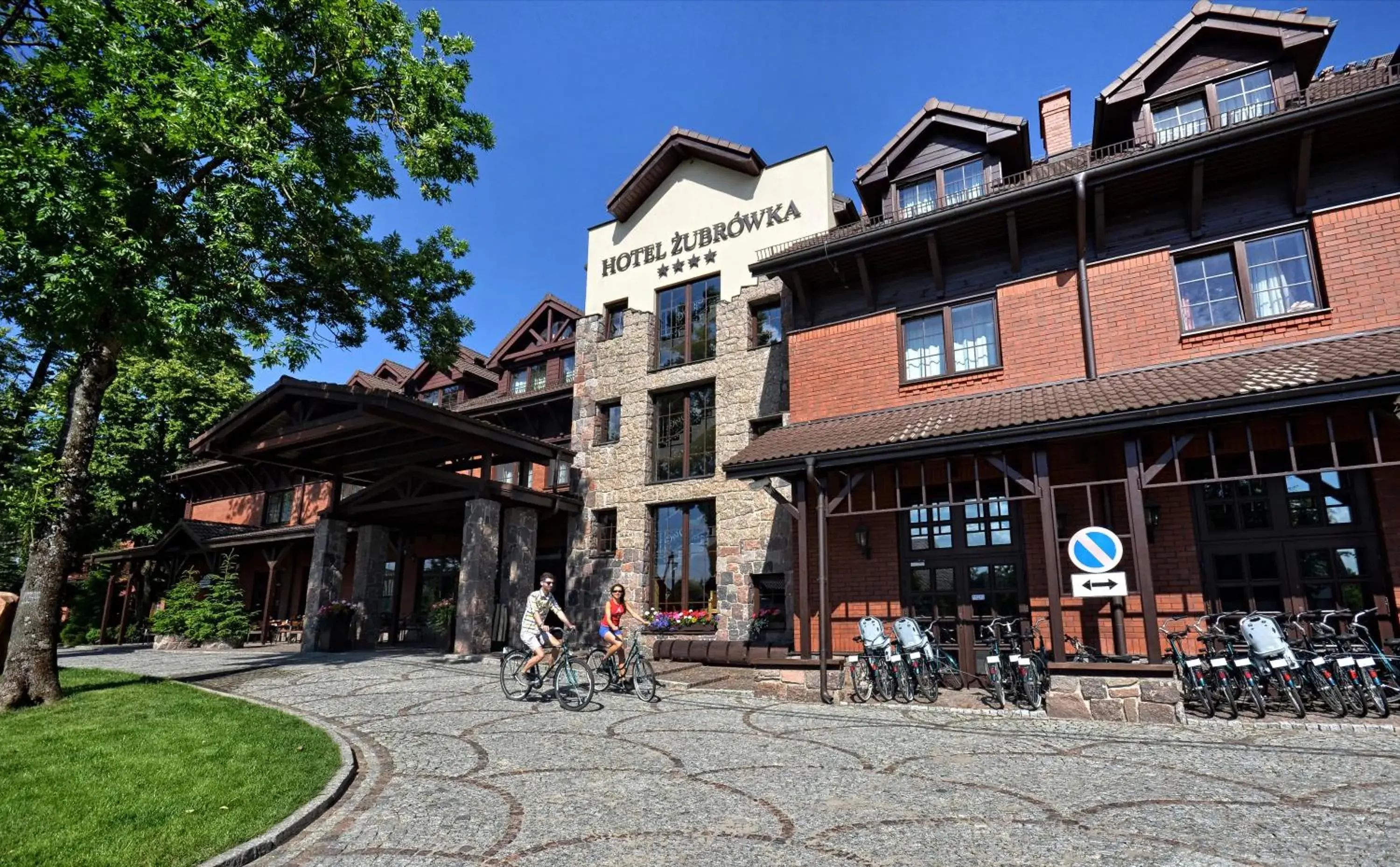 Hotel Żubrówka Spa & Wellness Hotel Żubrówka Spa & Wellness