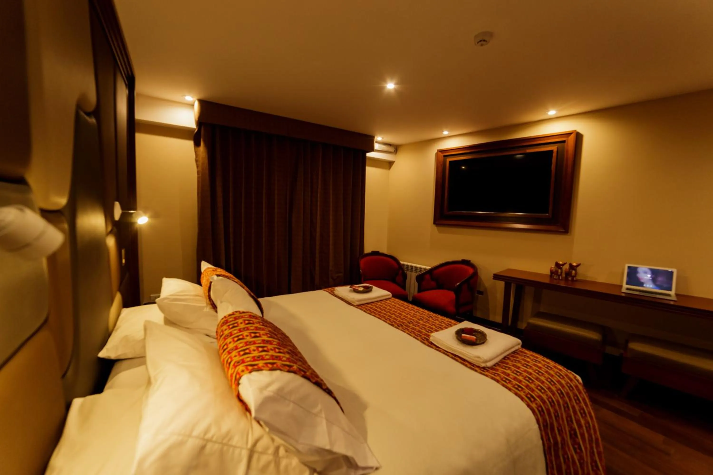 Bed in Yawar Inka Hotel