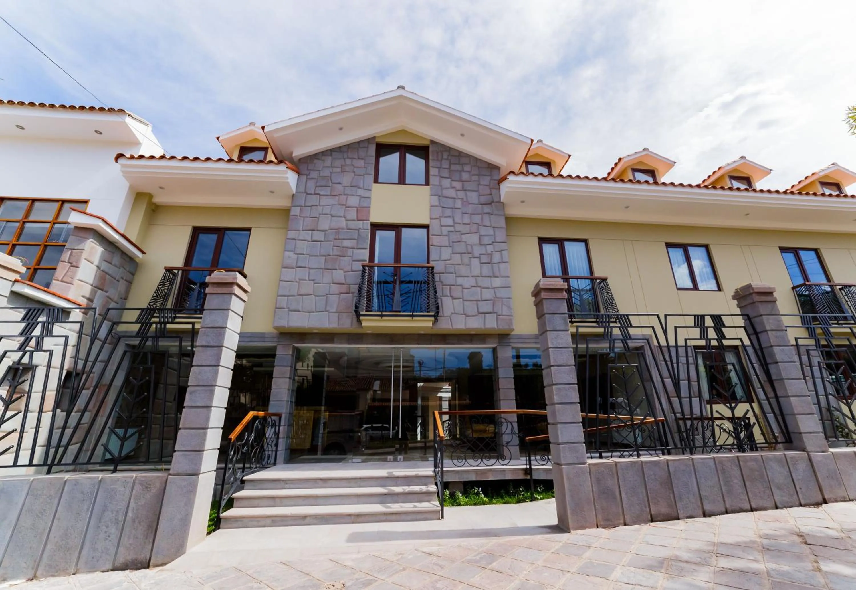 Area and facilities in Yawar Inka Hotel