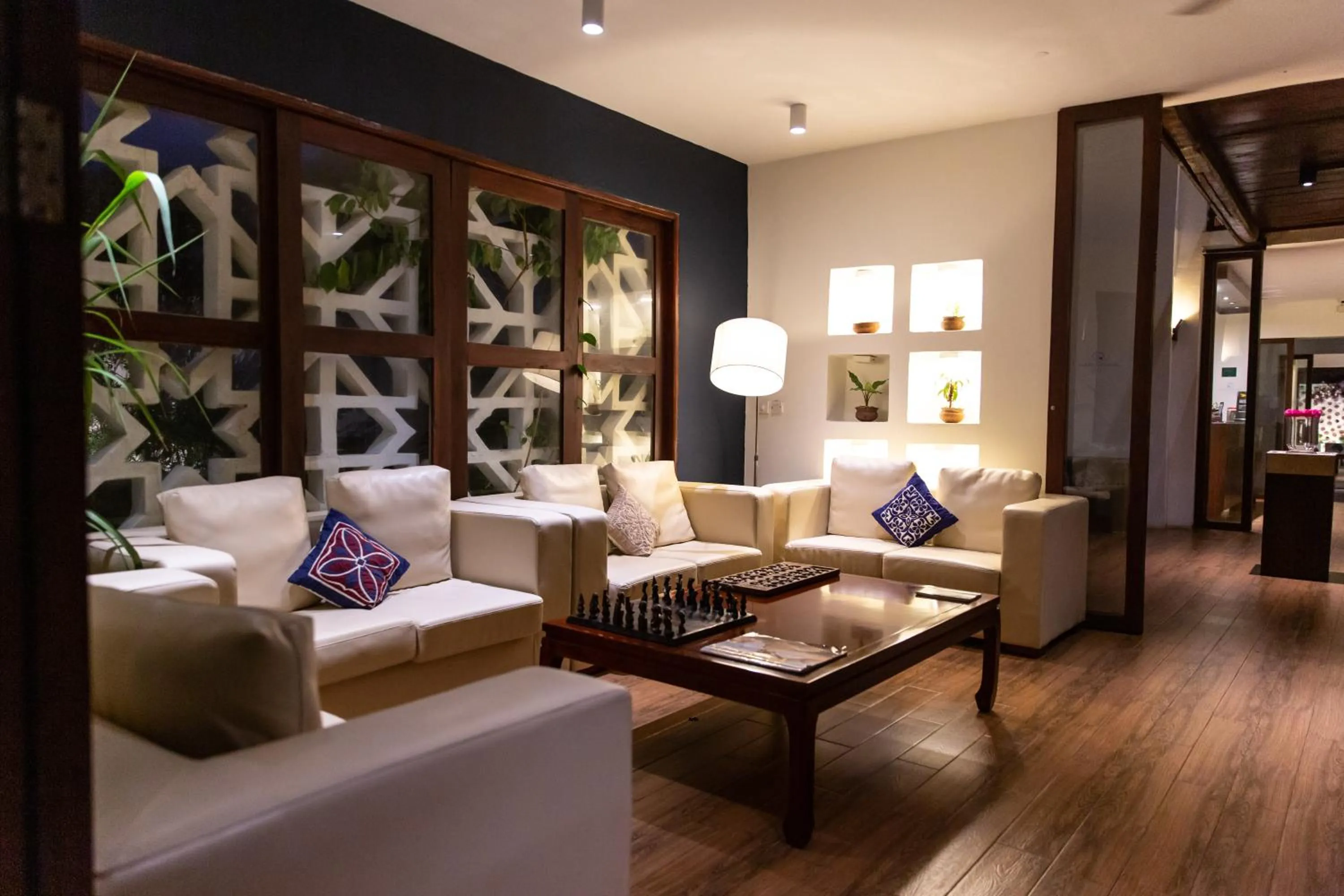 Lobby or reception in Nungwi Dreams by Mantis