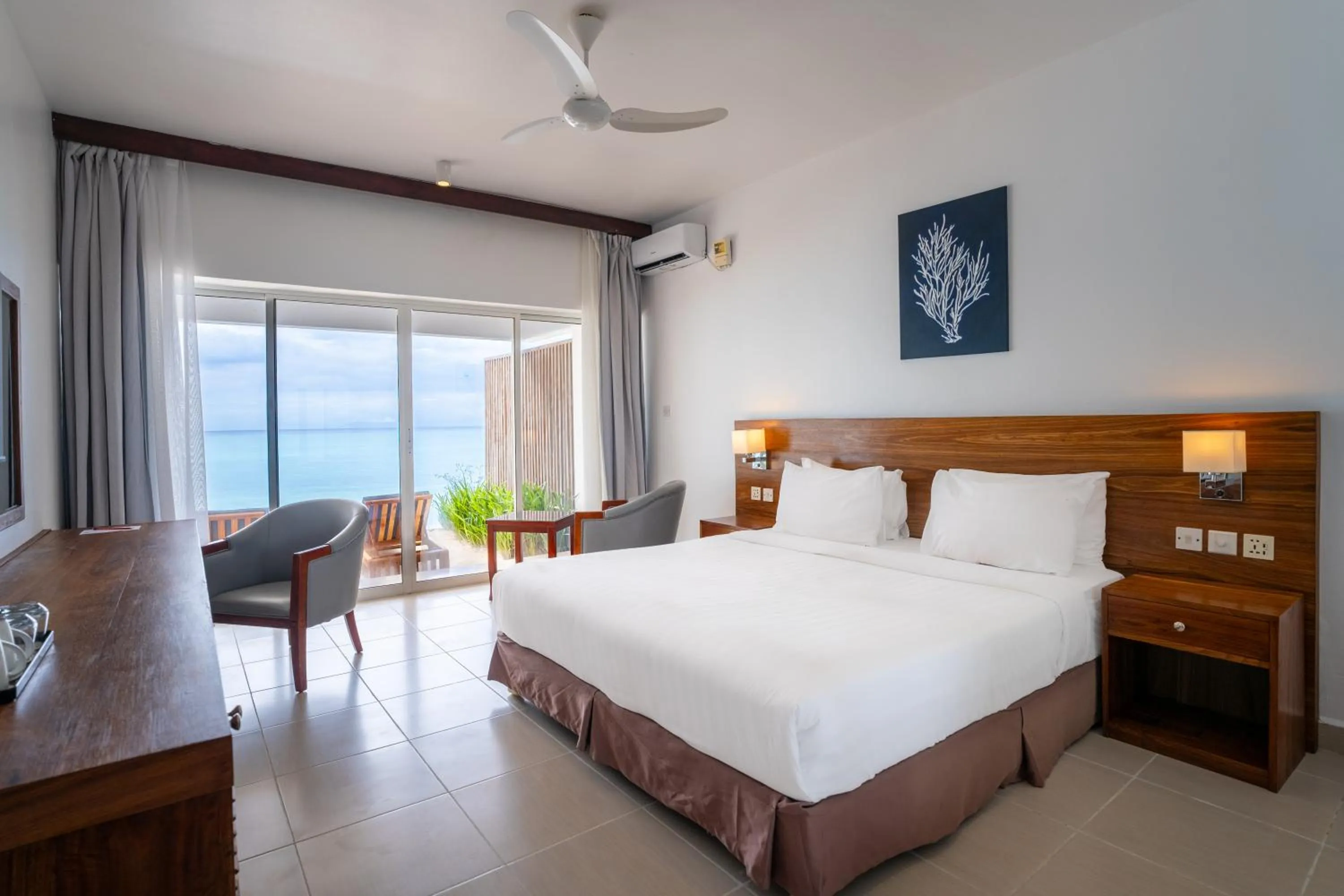 Beach, Bed in Nungwi Dreams by Mantis