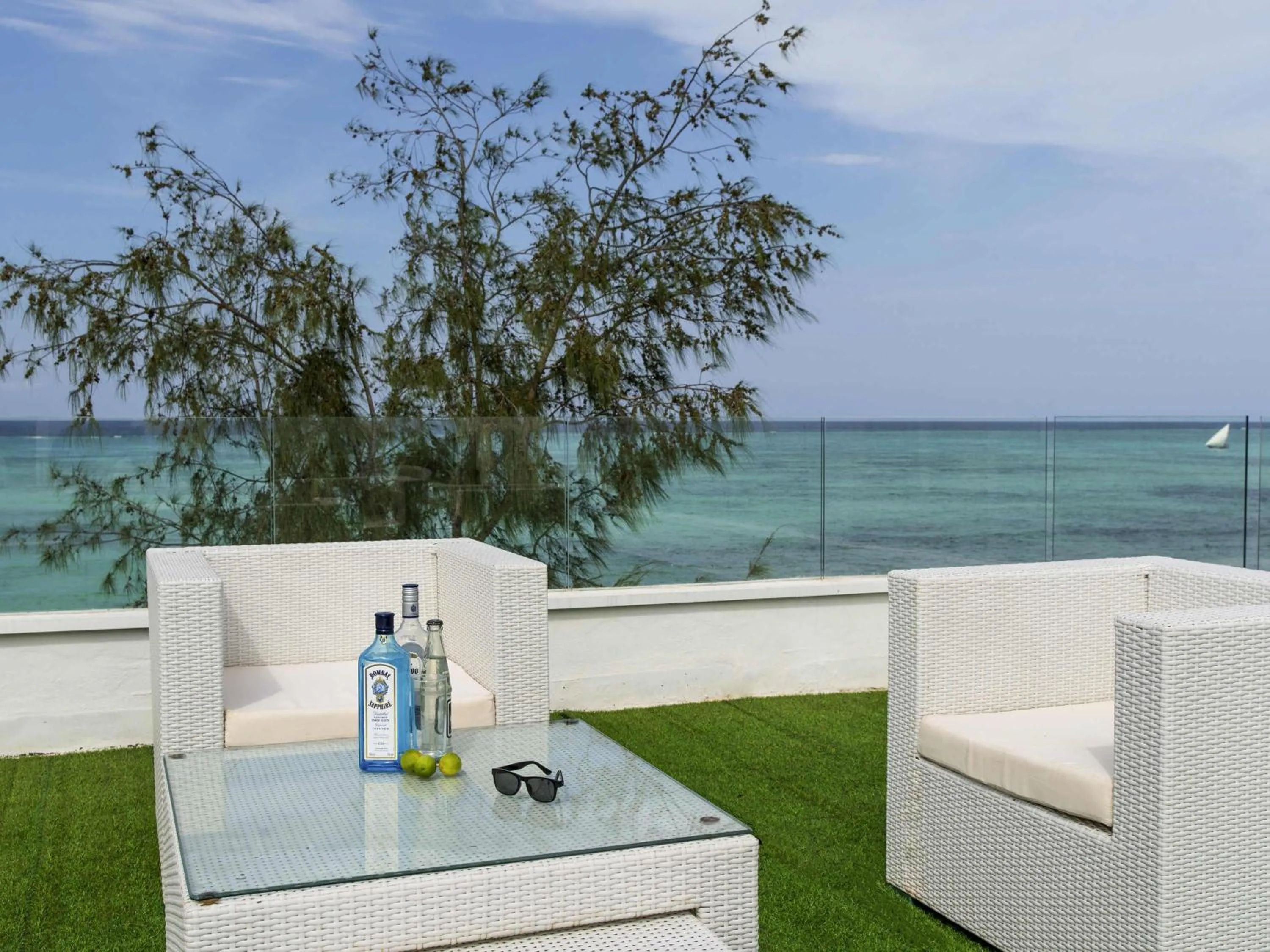 Bedroom in Nungwi Dreams by Mantis