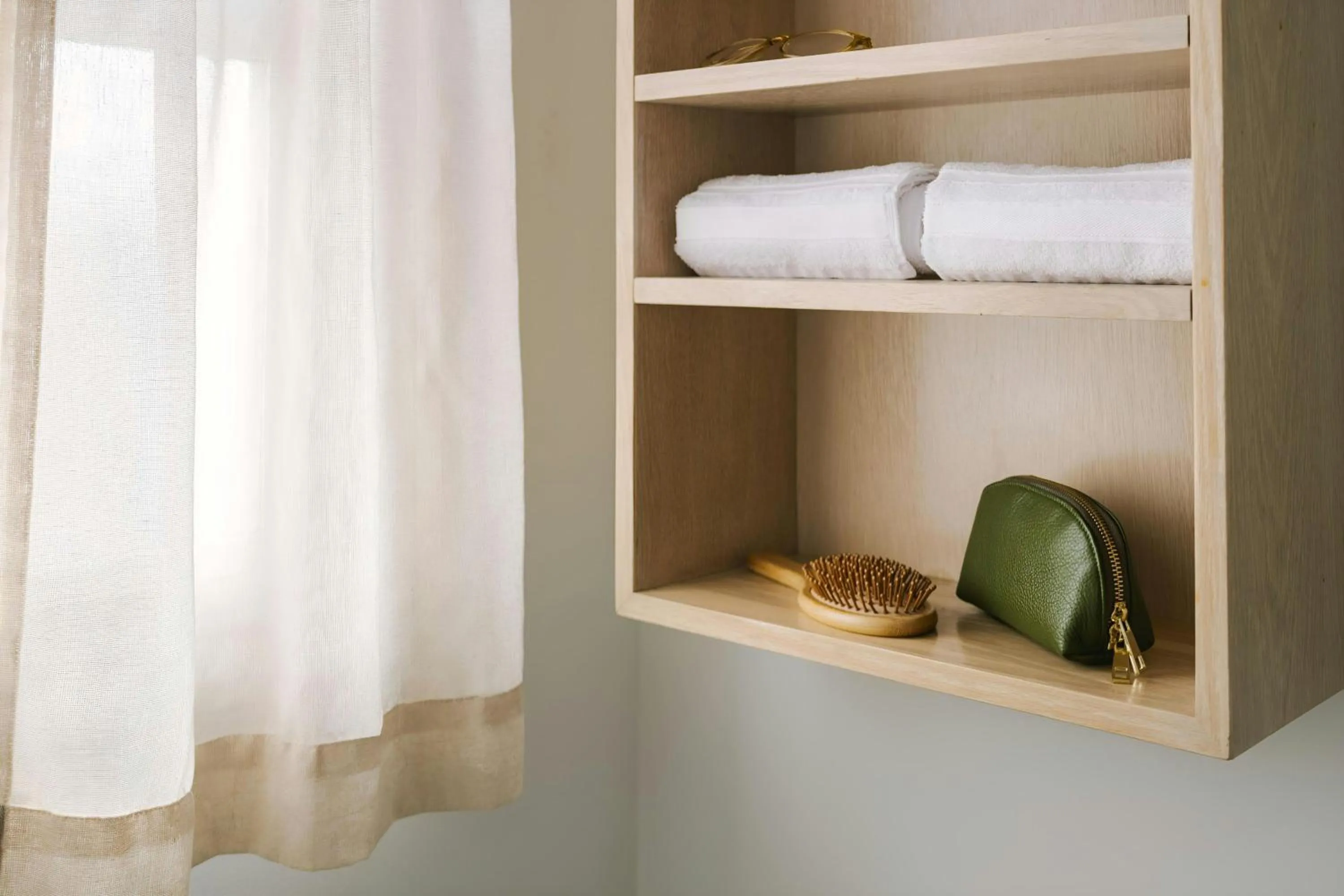 Bathroom in Beverly Terrace Hotel Beverly Hills, Sonder by Marriott Bonvoy