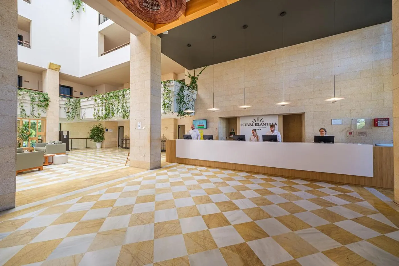 Lobby or reception in Estival Islantilla