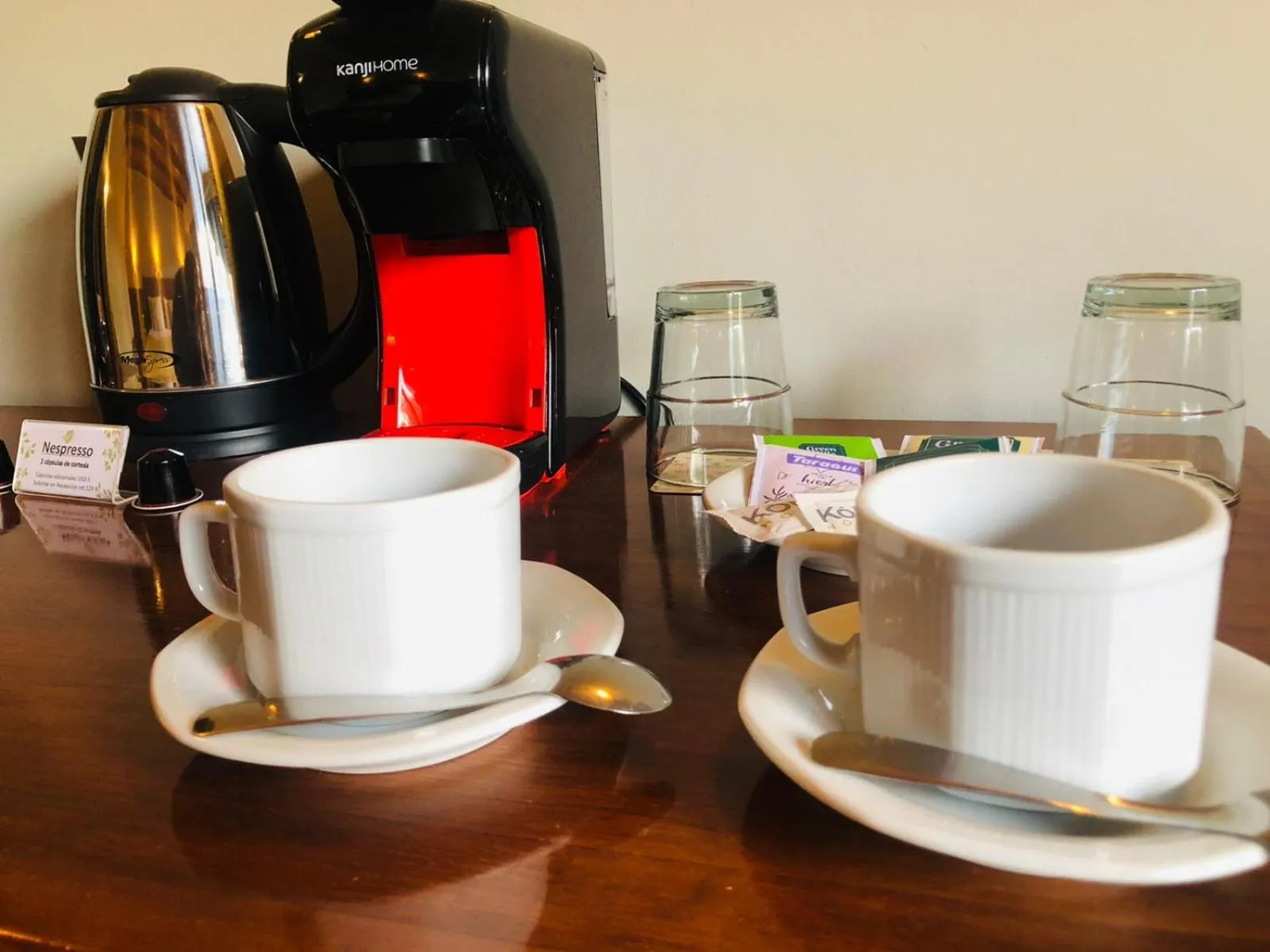 Coffee/tea facilities in Konke Calafate Hotel