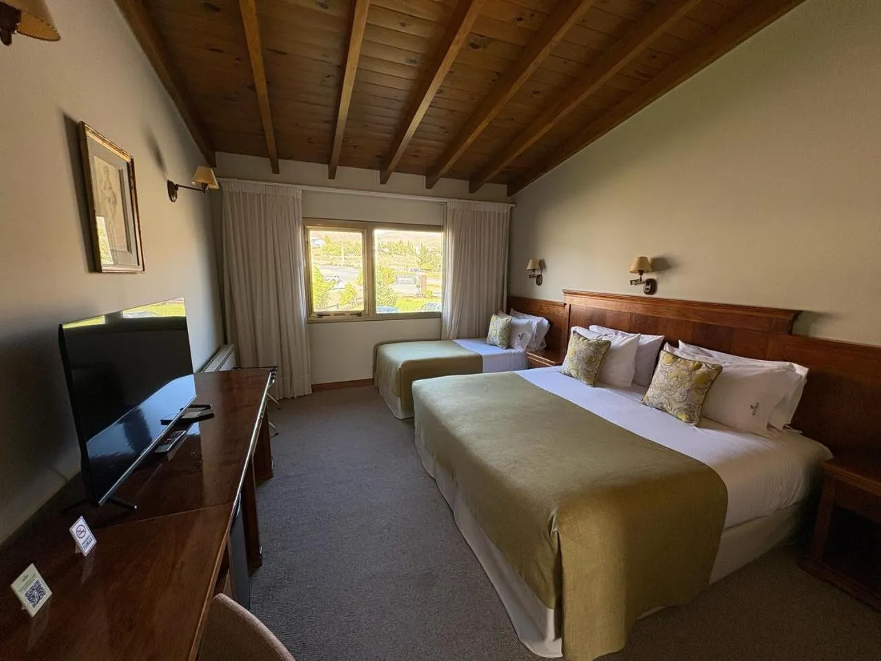 Bedroom, Bed in Konke Calafate Hotel