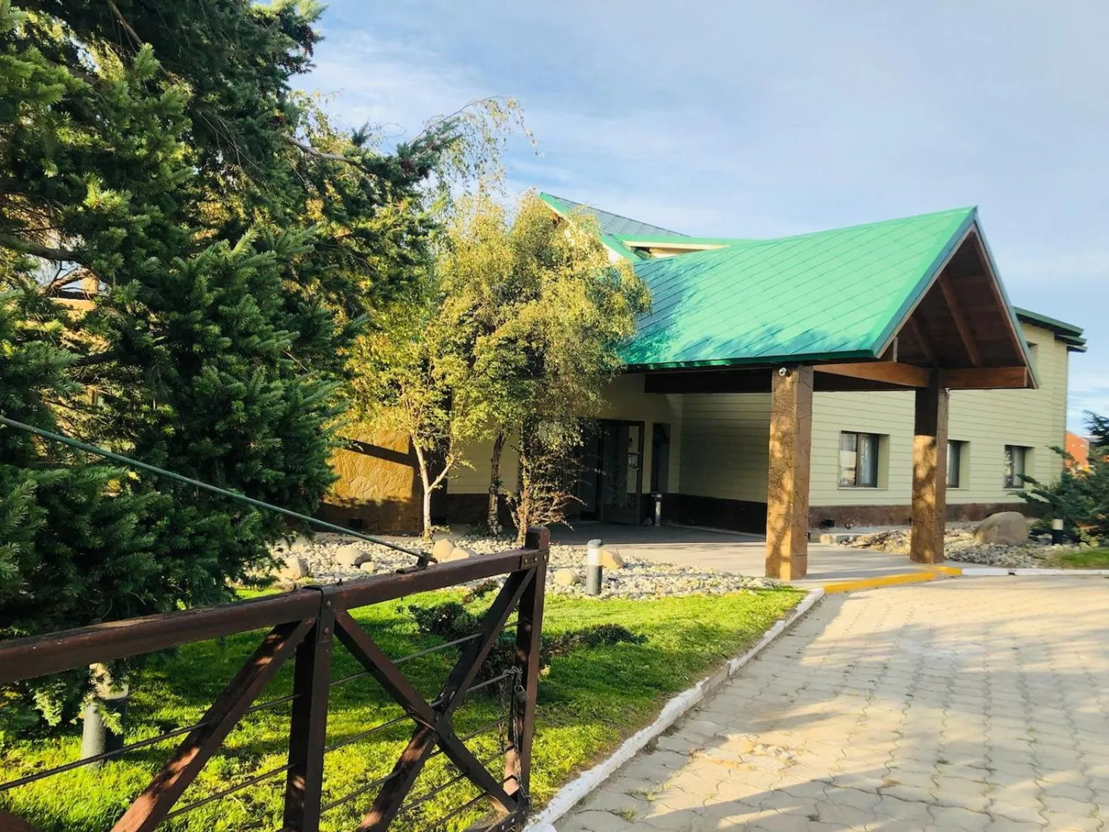 Garden view in Konke Calafate Hotel