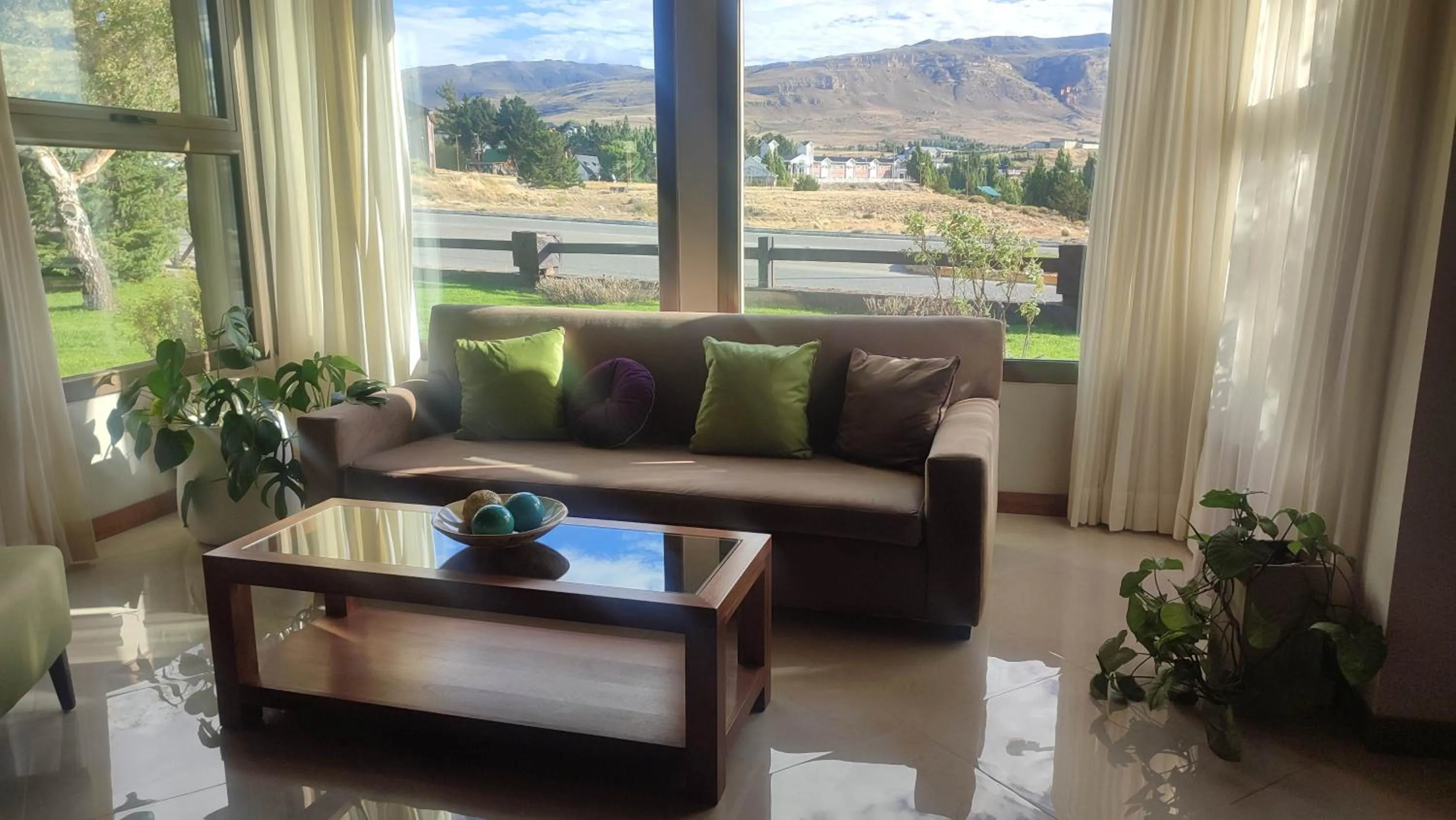 Lobby or reception in Konke Calafate Hotel