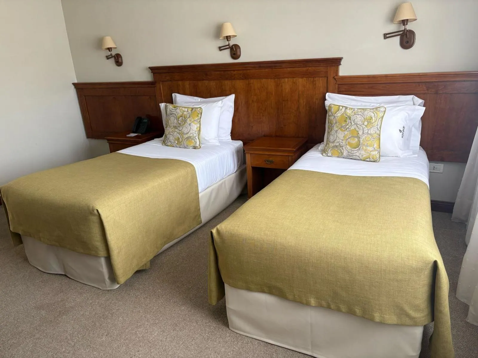 Bedroom, Bed in Konke Calafate Hotel