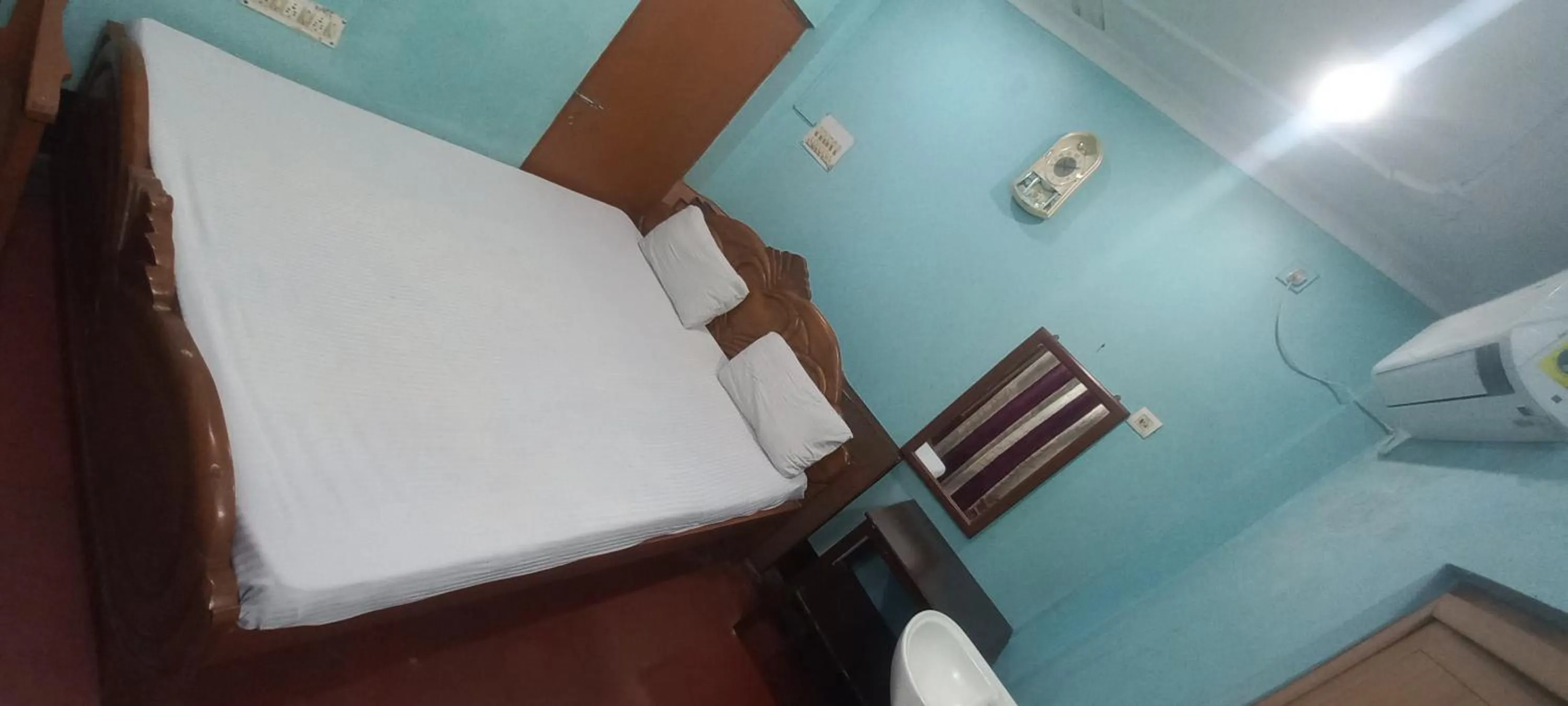 Bed in Kiran Guest House