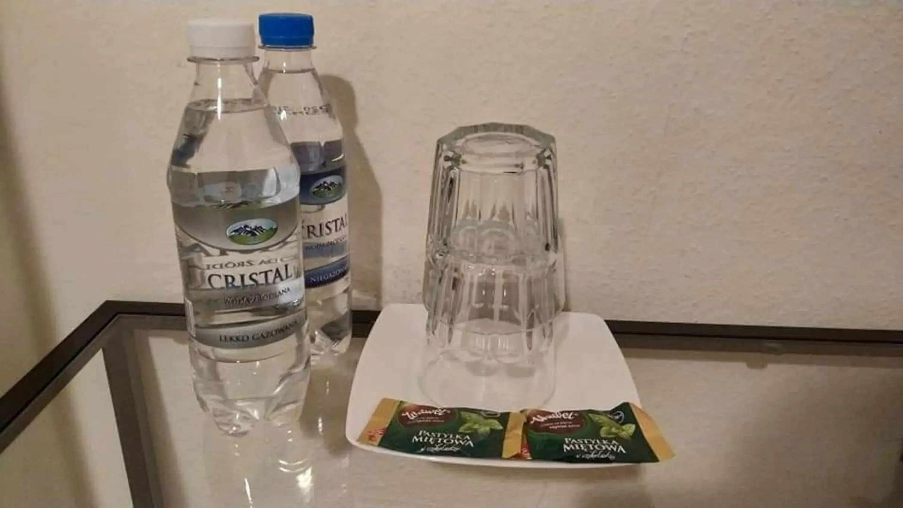 Twin Room with Bathroom in Helvetia Plus B&B - PRIVATE ROOMS and APARTMENTS Twin Room with Bathroom in Helvetia Plus B&B - PRIVATE ROOMS and APARTMENTS