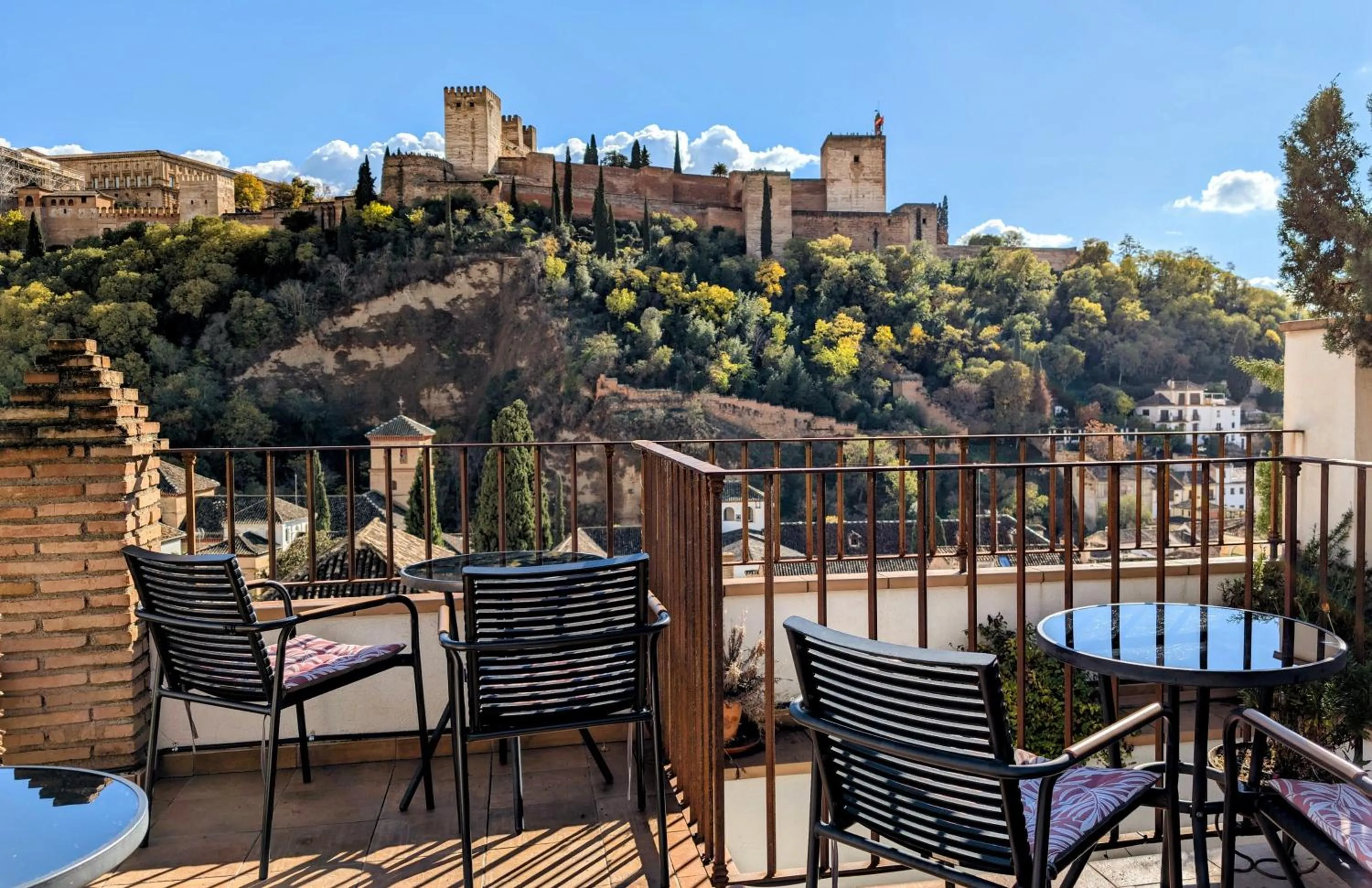 Landmark view in Apartamentos Alhambra