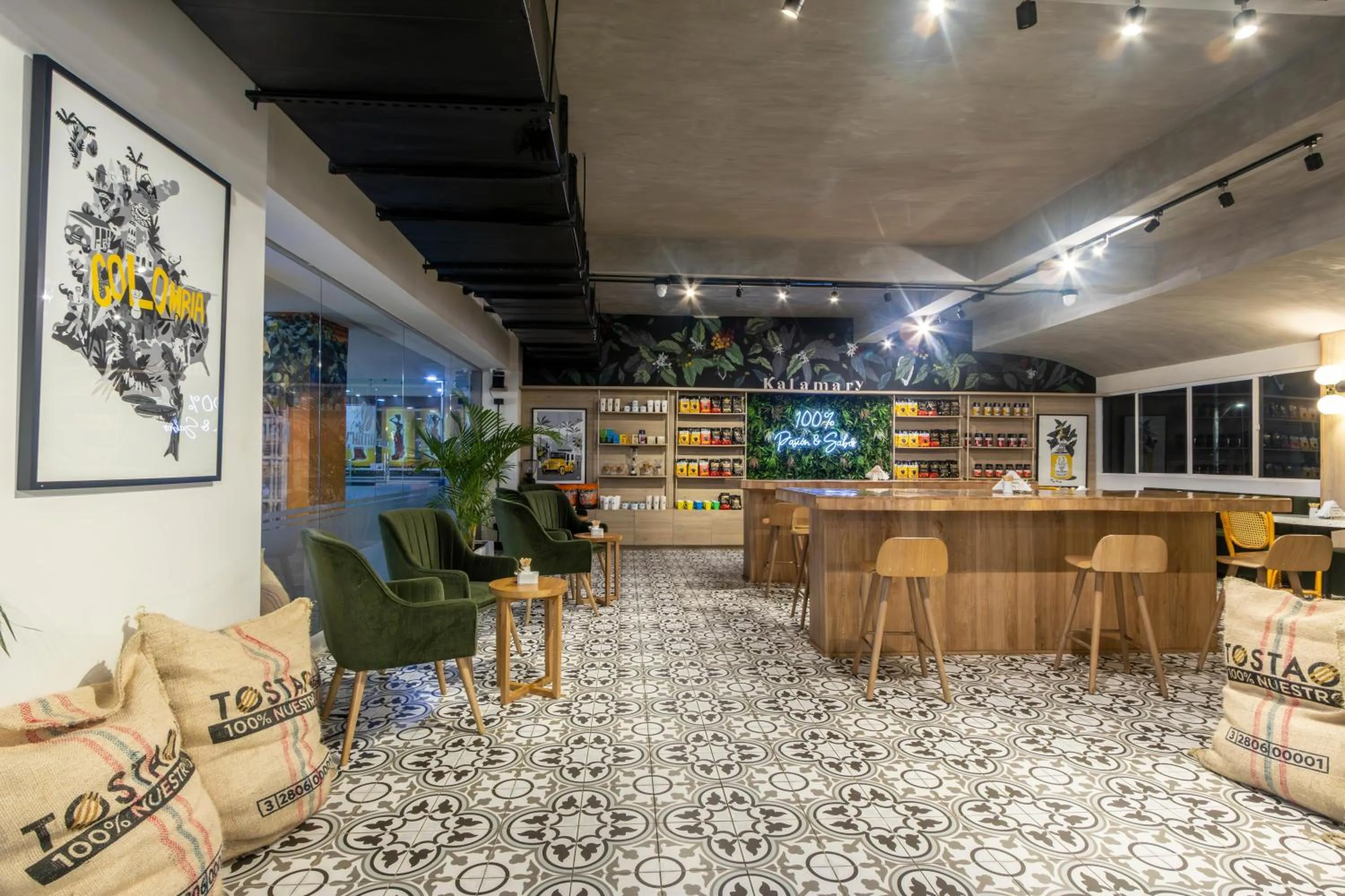 Restaurant/places to eat in Hotel Cartagena Plaza