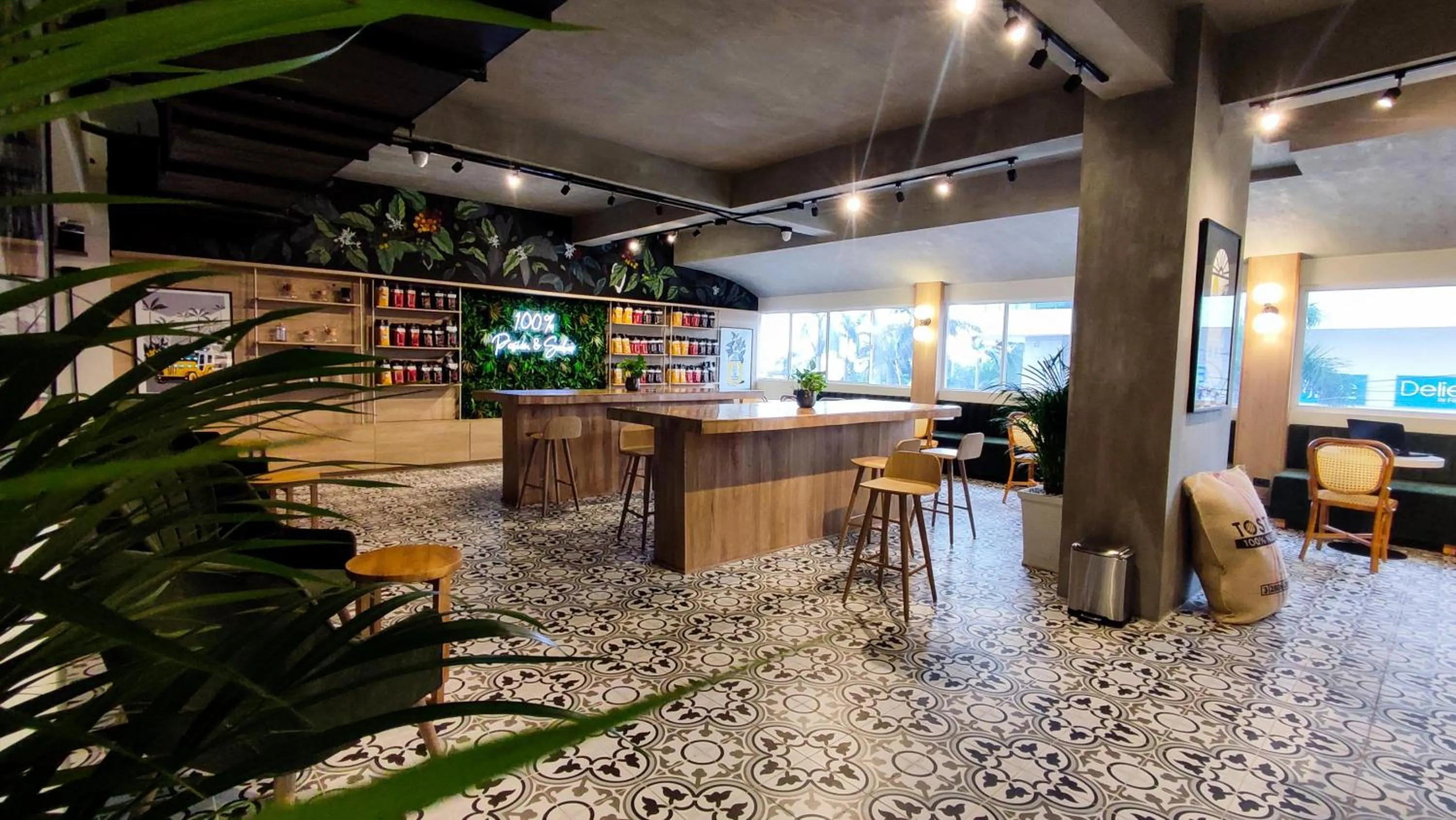 Restaurant/places to eat in Hotel Cartagena Plaza