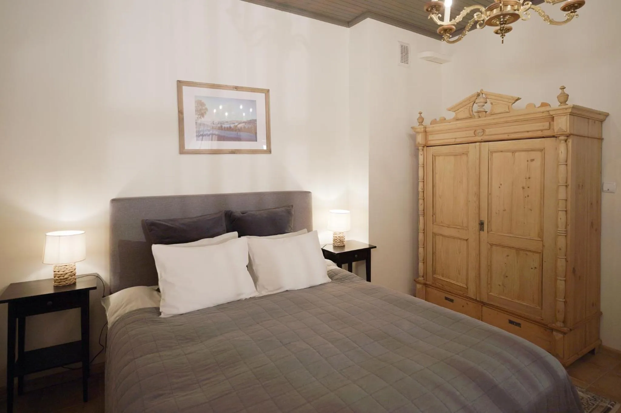 Bed in Karlamuiza Country Hotel