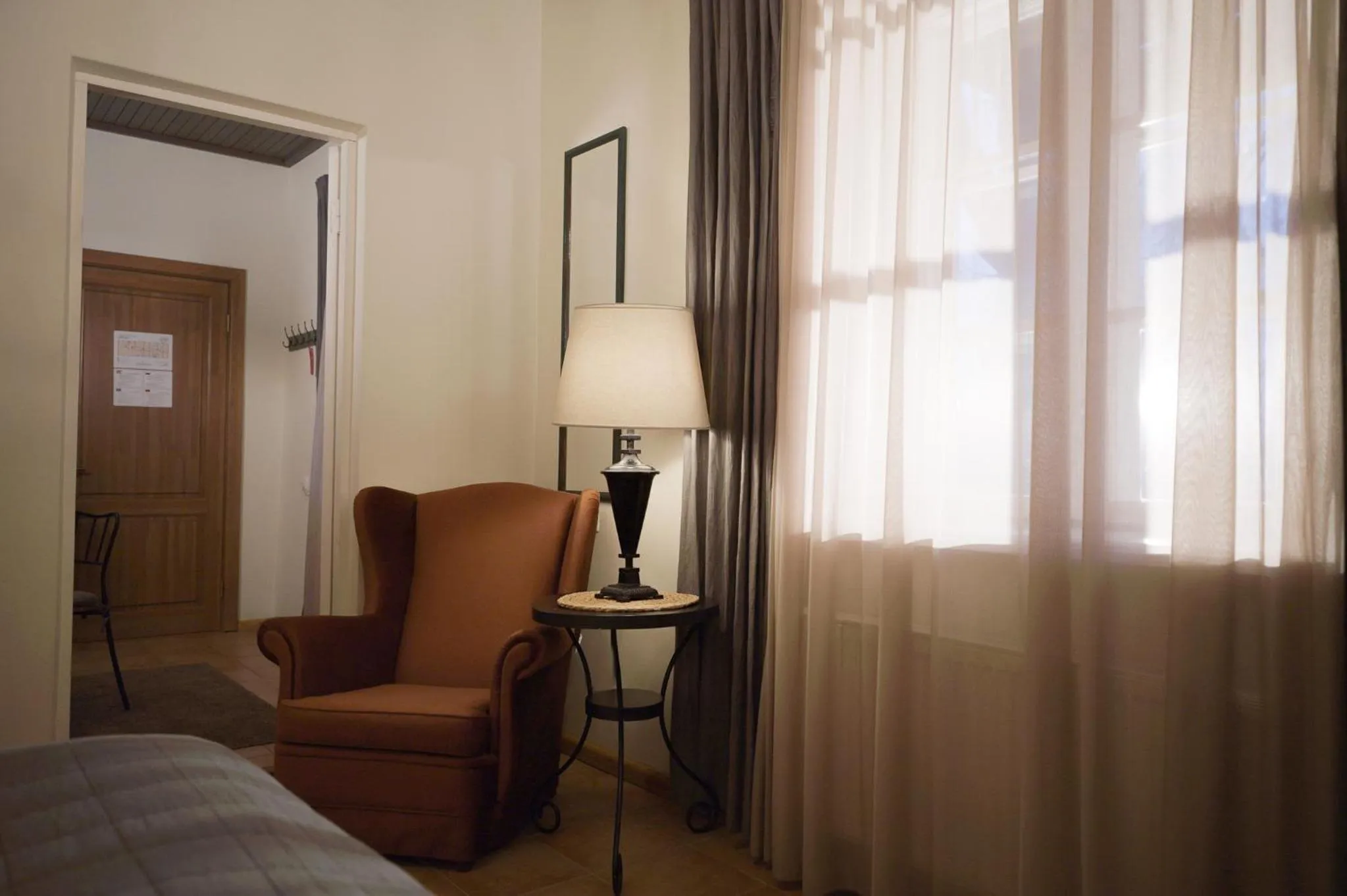 Seating area, Bed in Karlamuiza Country Hotel