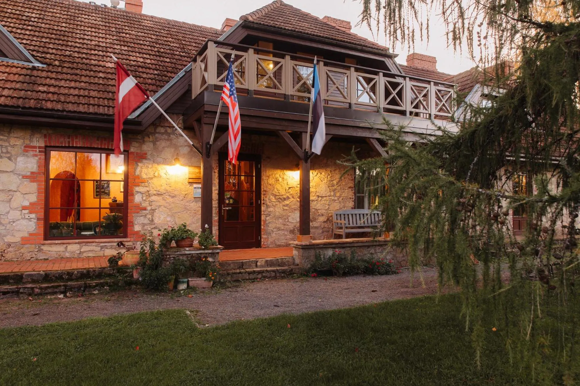 Property building in Karlamuiza Country Hotel