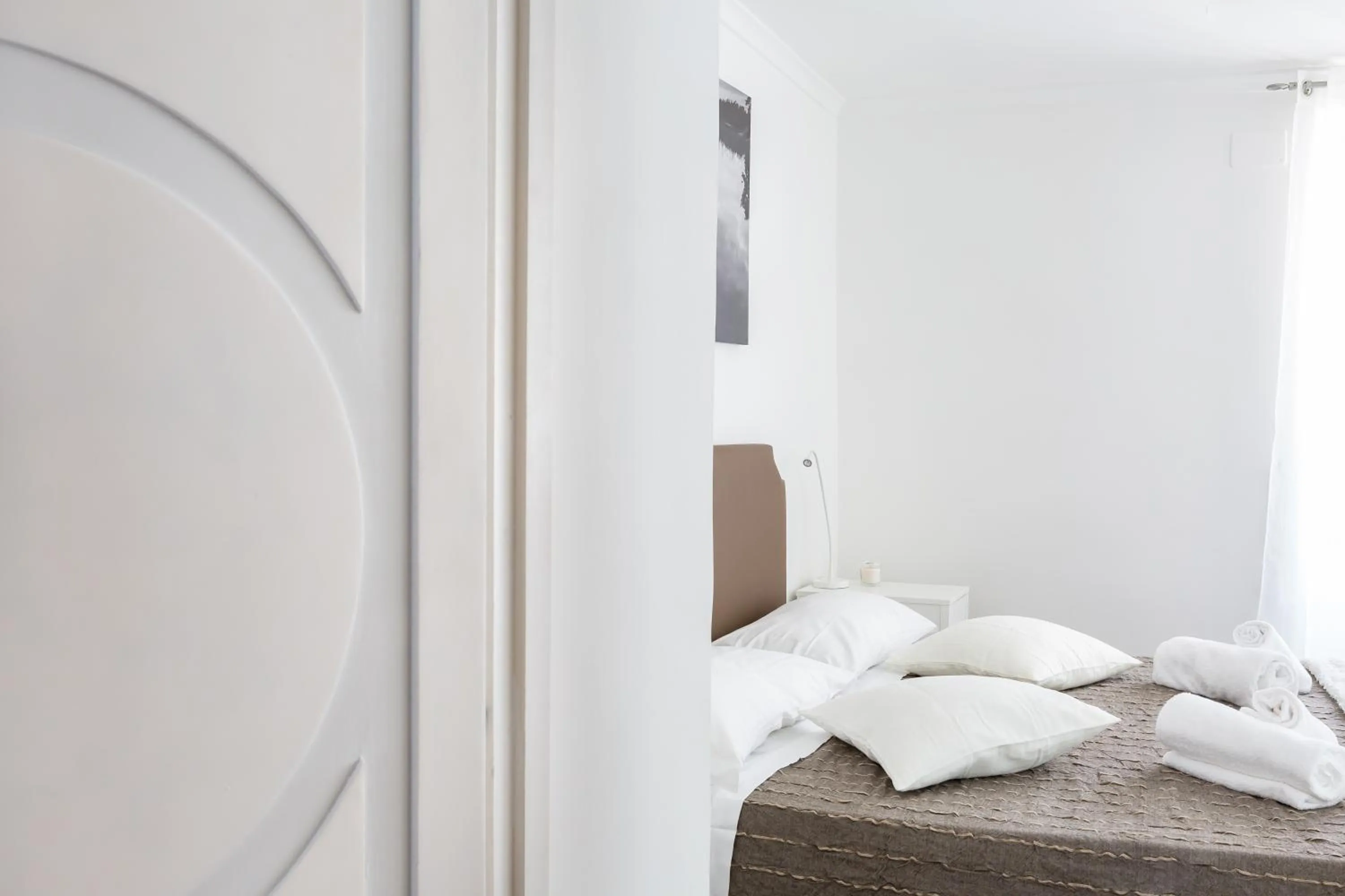 Bedroom, Bed in A World Aparts - 143 Sistina