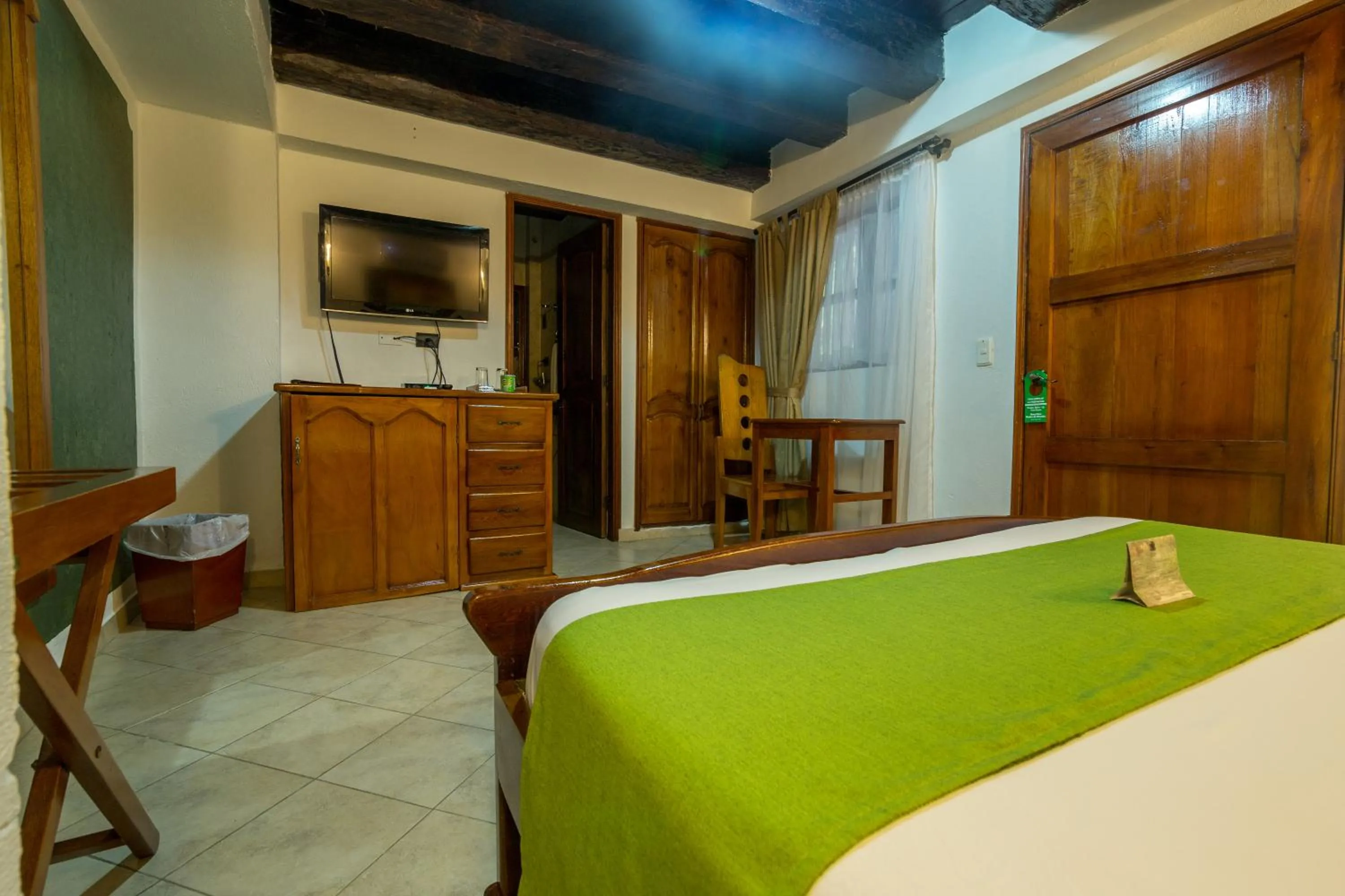 Photo of the whole room, Bed in Hotel Don Pedro De Heredia