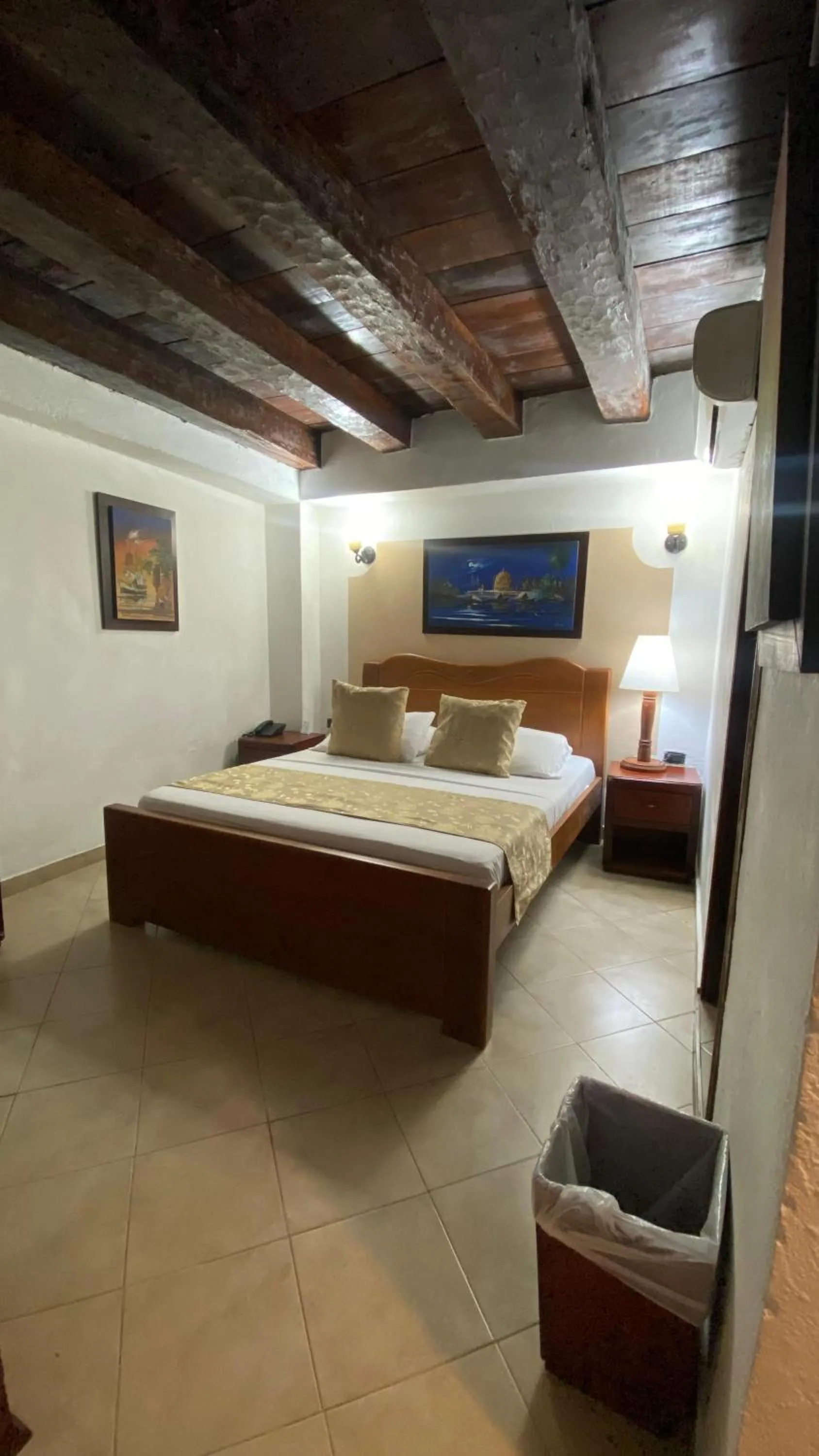 Bed in Hotel Don Pedro De Heredia