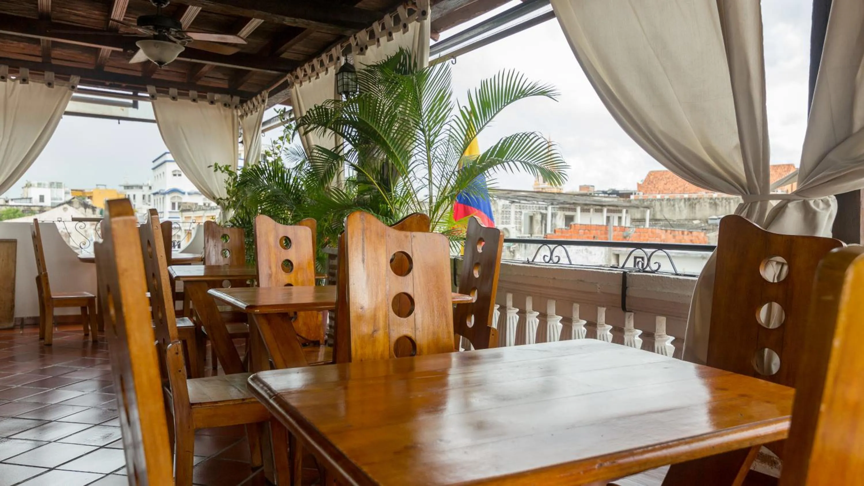 Restaurant/places to eat in Hotel Don Pedro De Heredia