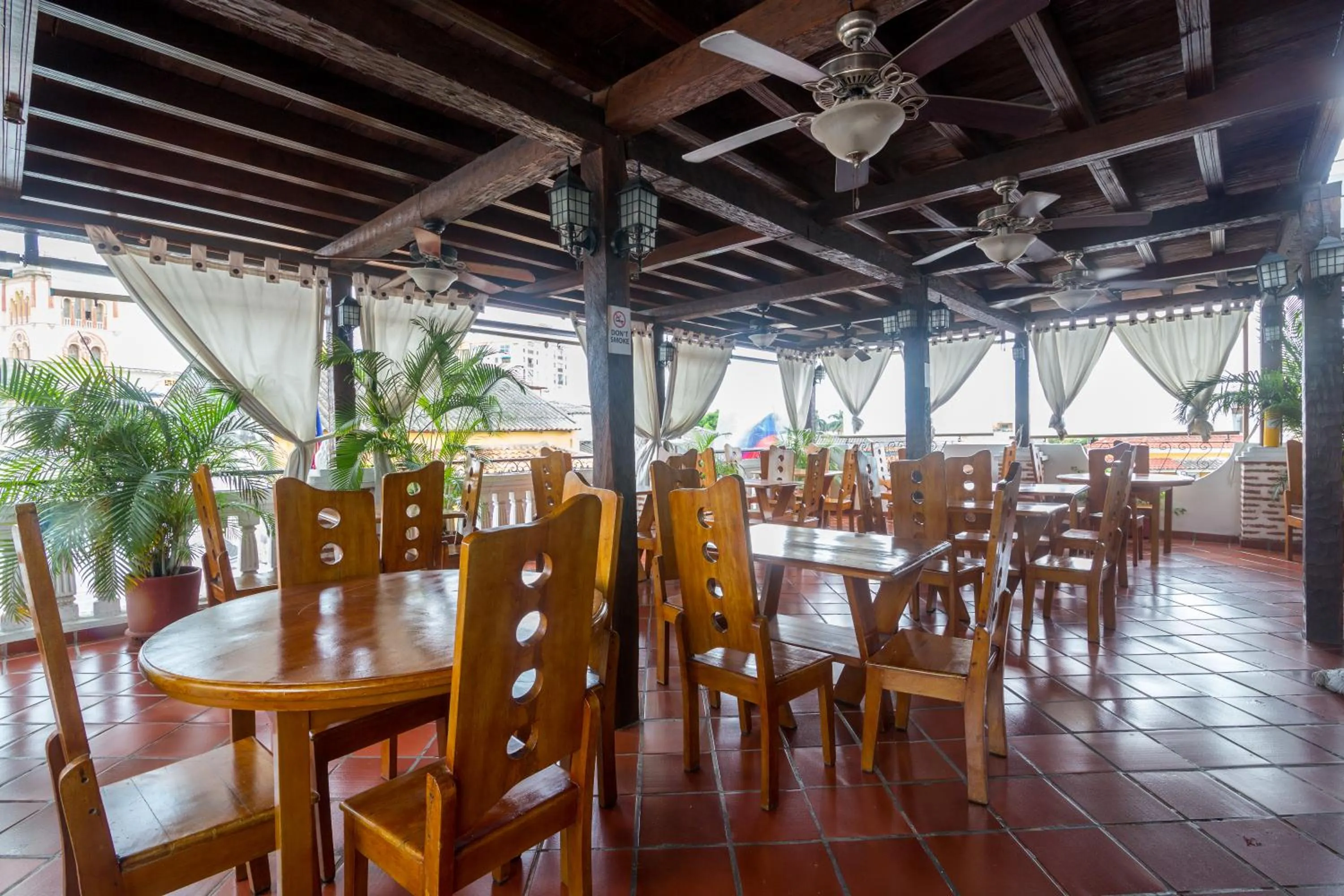 Restaurant/places to eat in Hotel Don Pedro De Heredia
