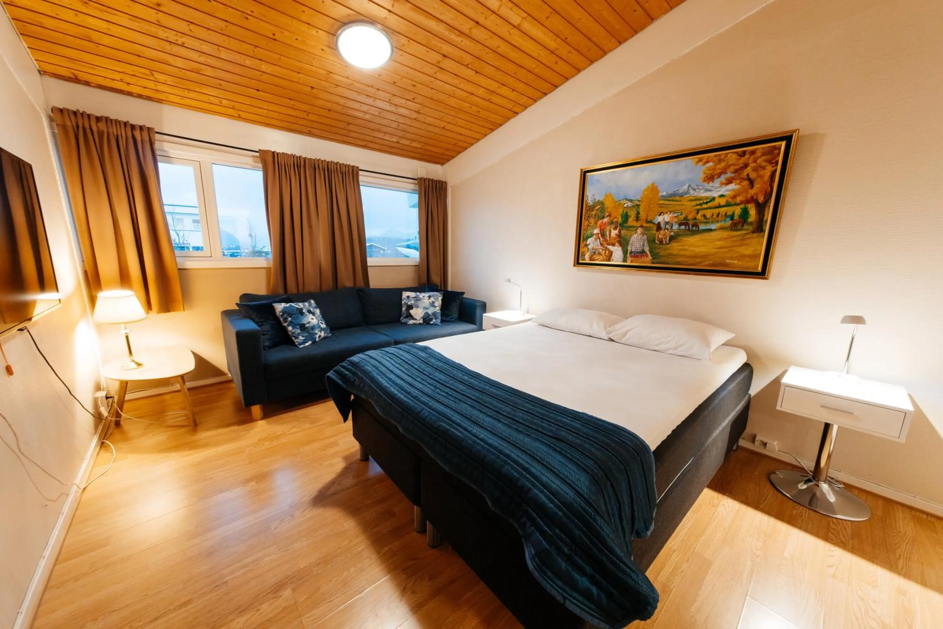 Bed in Myre Kysthotell