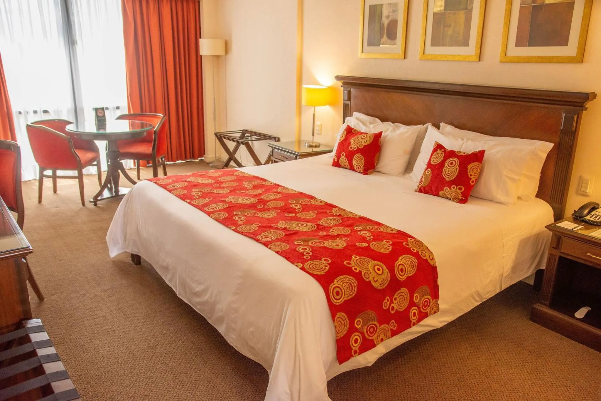 Bed in Hotel Casino Acaray