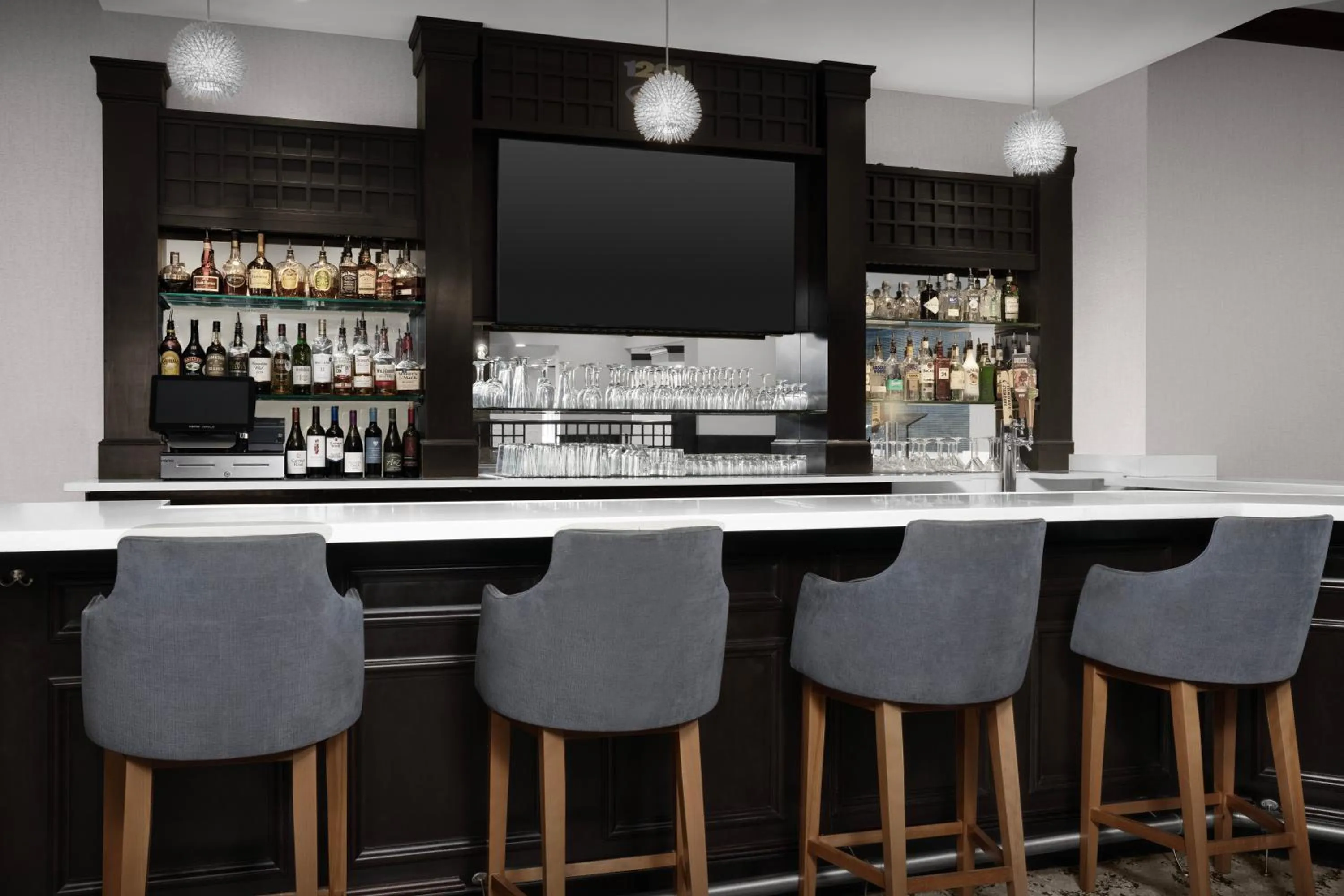 Restaurant/places to eat in Hilton Garden Inn Jacksonville Downtown Southbank