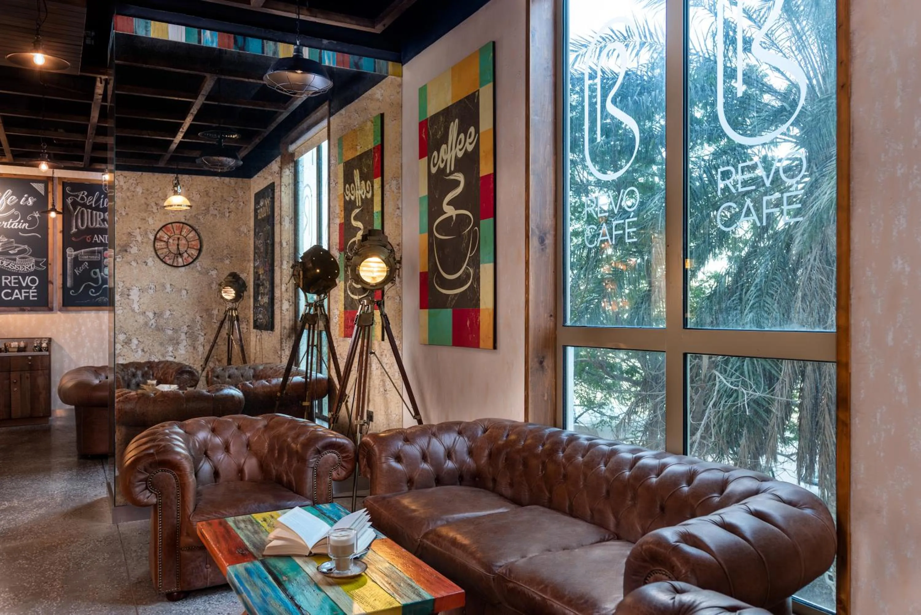 Restaurant/places to eat in Oaks Ibn Battuta Gate Dubai