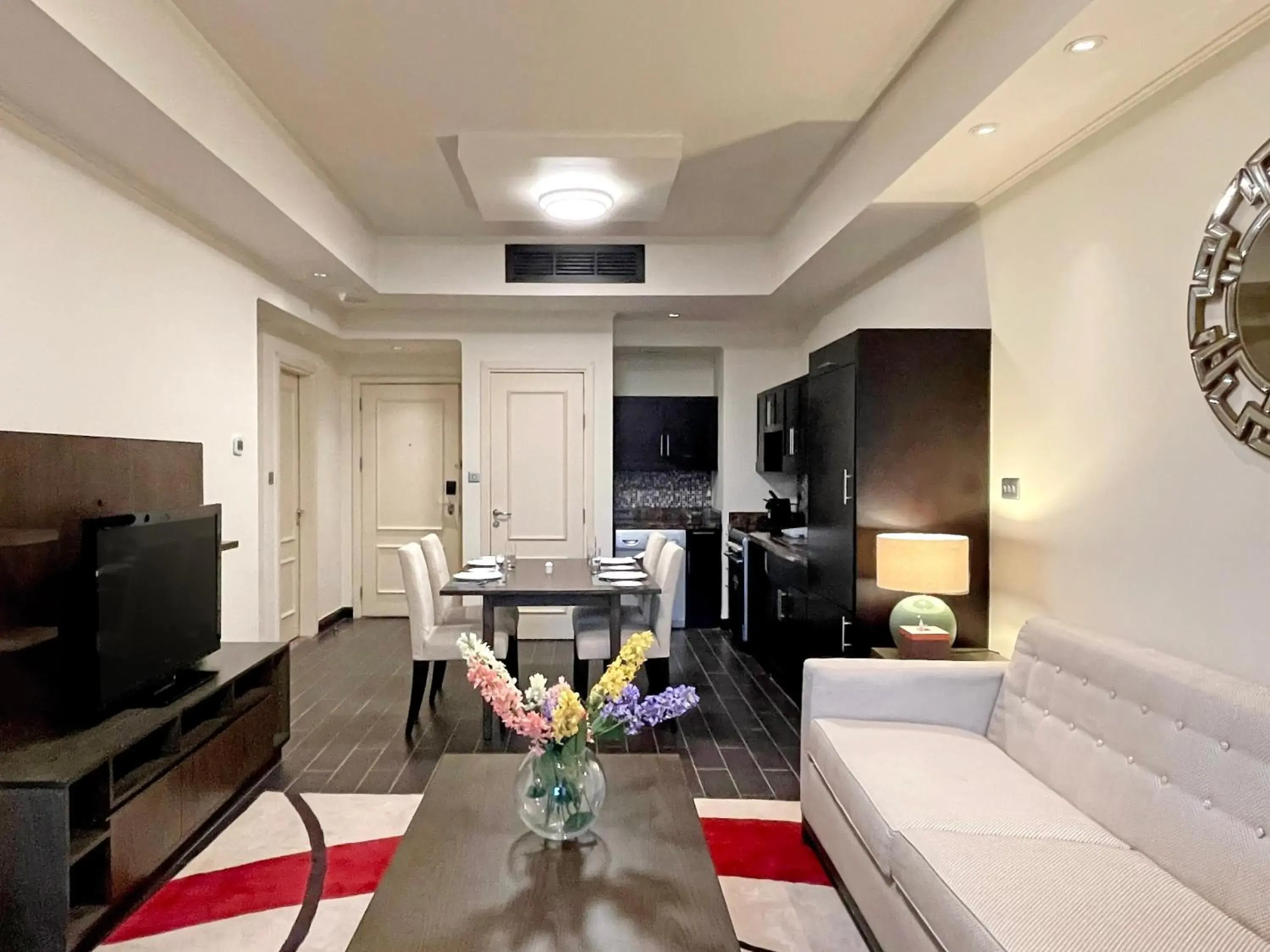 Deluxe Two Bedroom Apartment With Free Shuttle Bus to Public Beach in Oaks Ibn Battuta Gate Dubai Deluxe Two Bedroom Apartment With Free Shuttle Bus to Public Beach in Oaks Ibn Battuta Gate Dubai