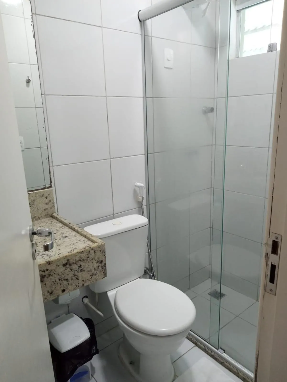 Toilet in Pousada Boi Bumba Tambau