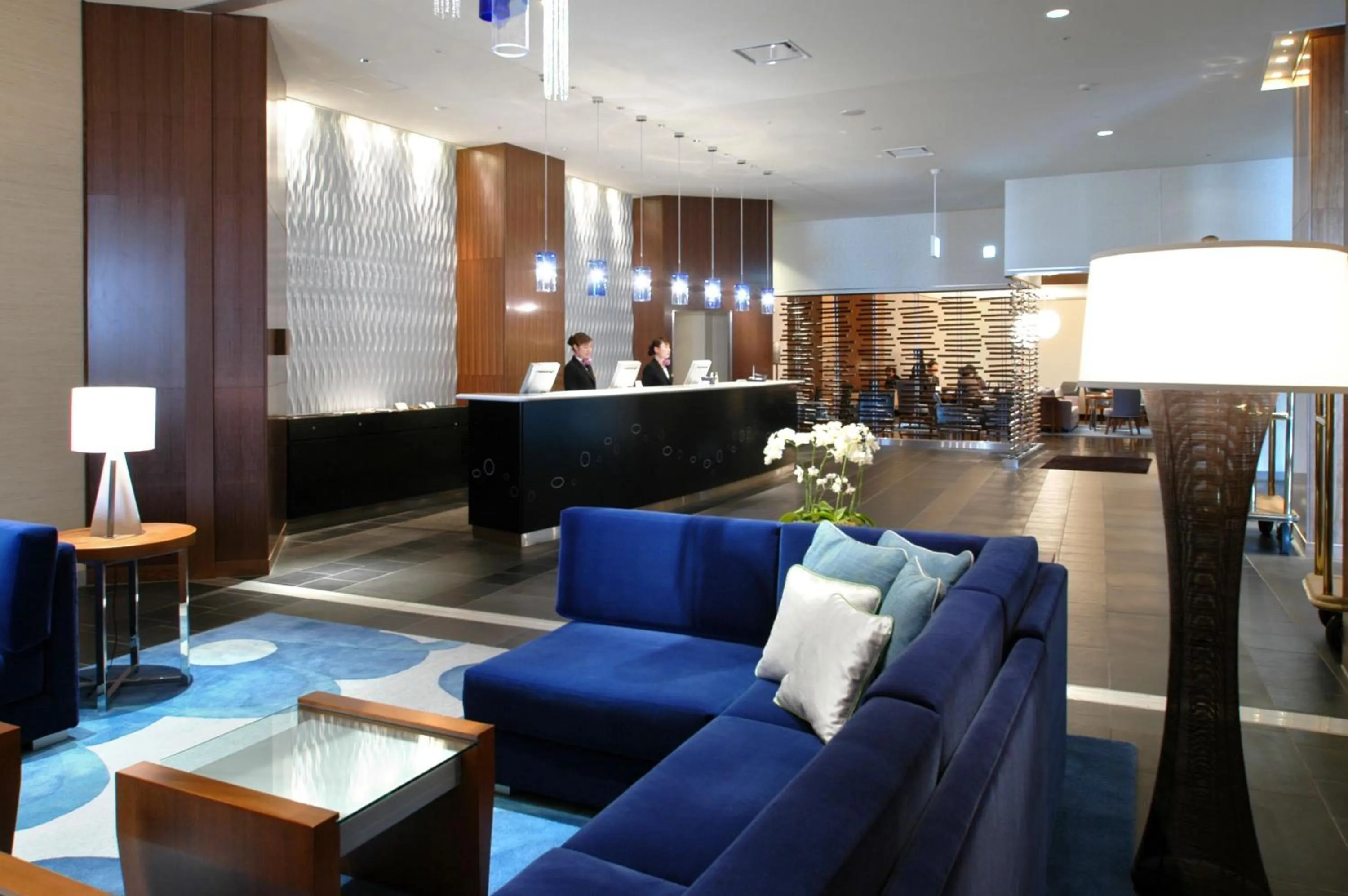 Lobby or reception in ANA Crowne Plaza Kumamoto New Sky by IHG
