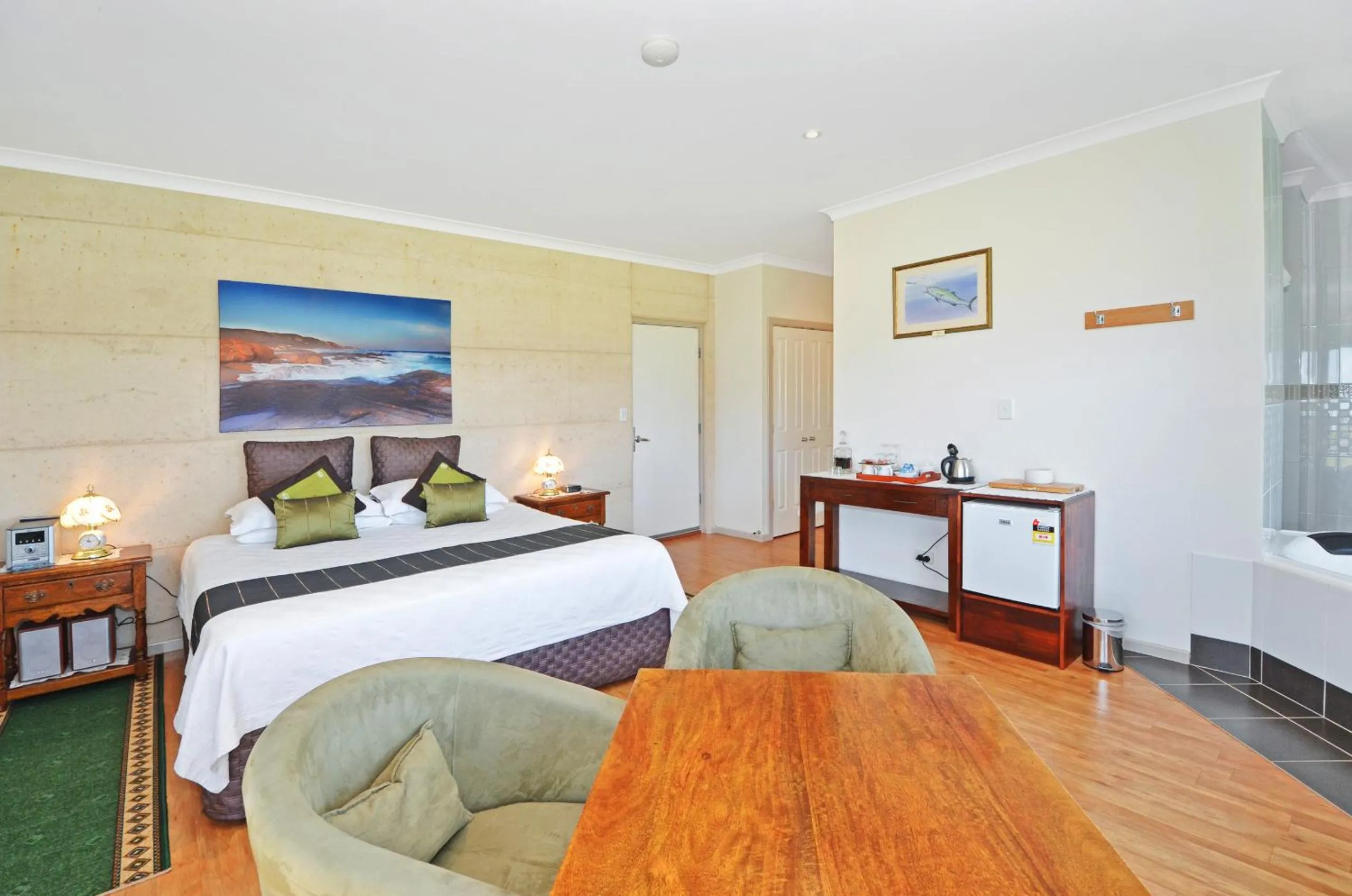 Bed in Sensational Heights Bed & Breakfast