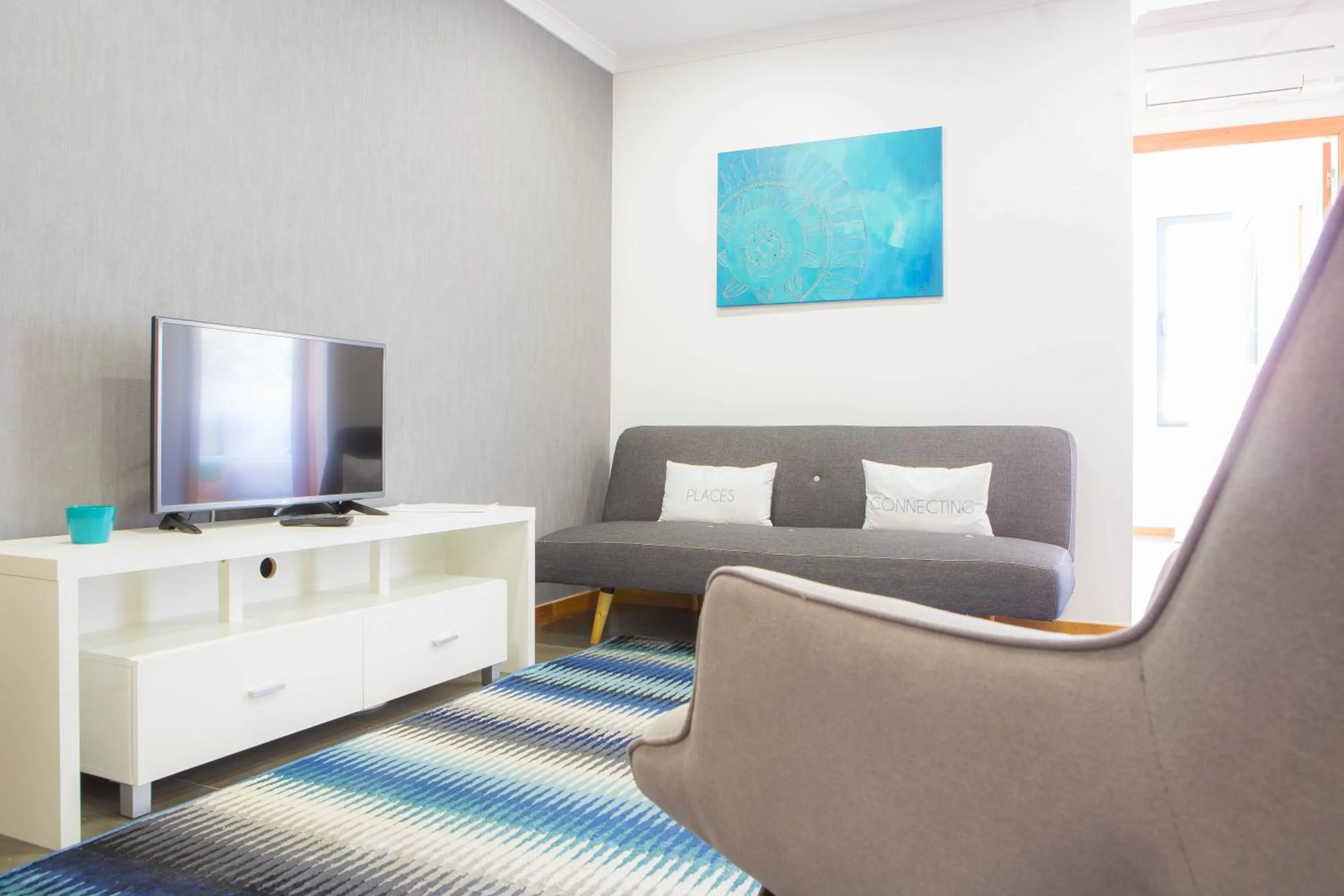 Living room in Five Design Rooftop by Storytellers