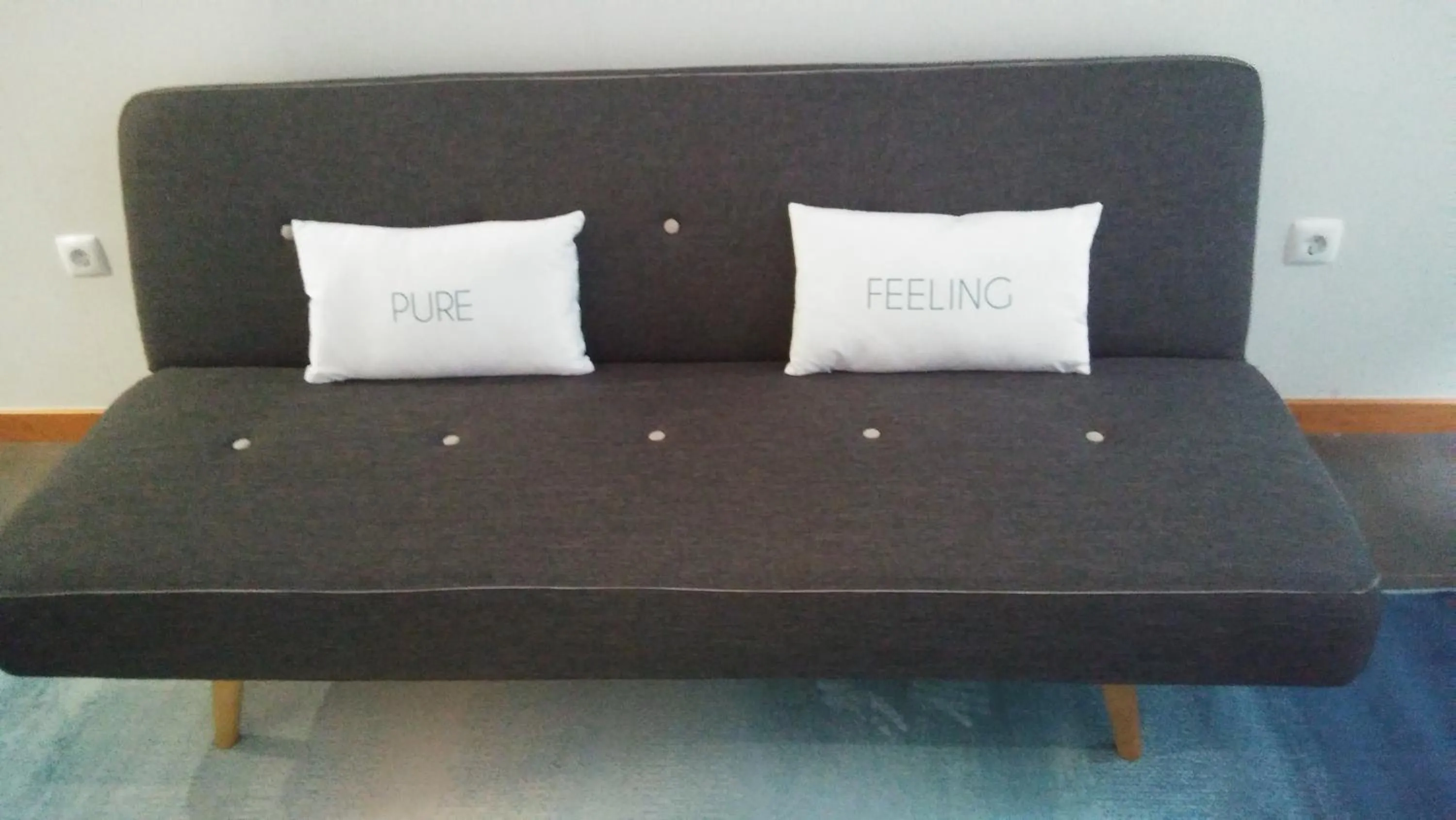 Living room in Five Design Rooftop by Storytellers