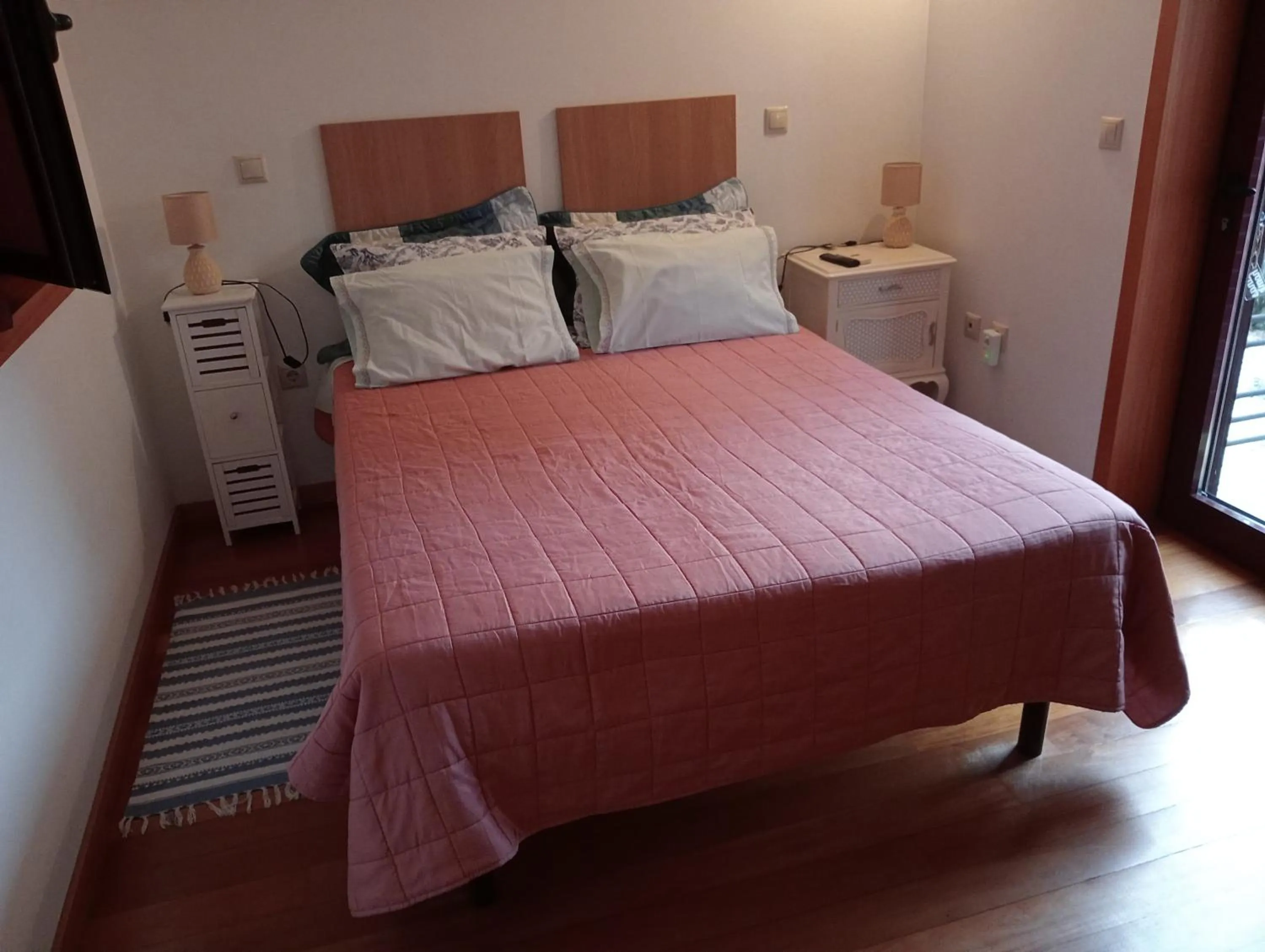 Bedroom, Bed in VianasHome