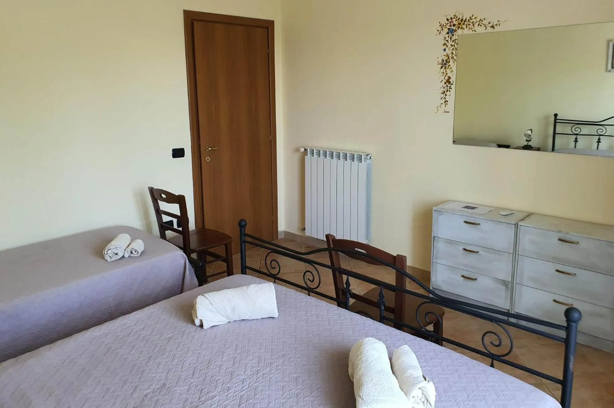 Bed in Libro di Sogni - B&B Letterario