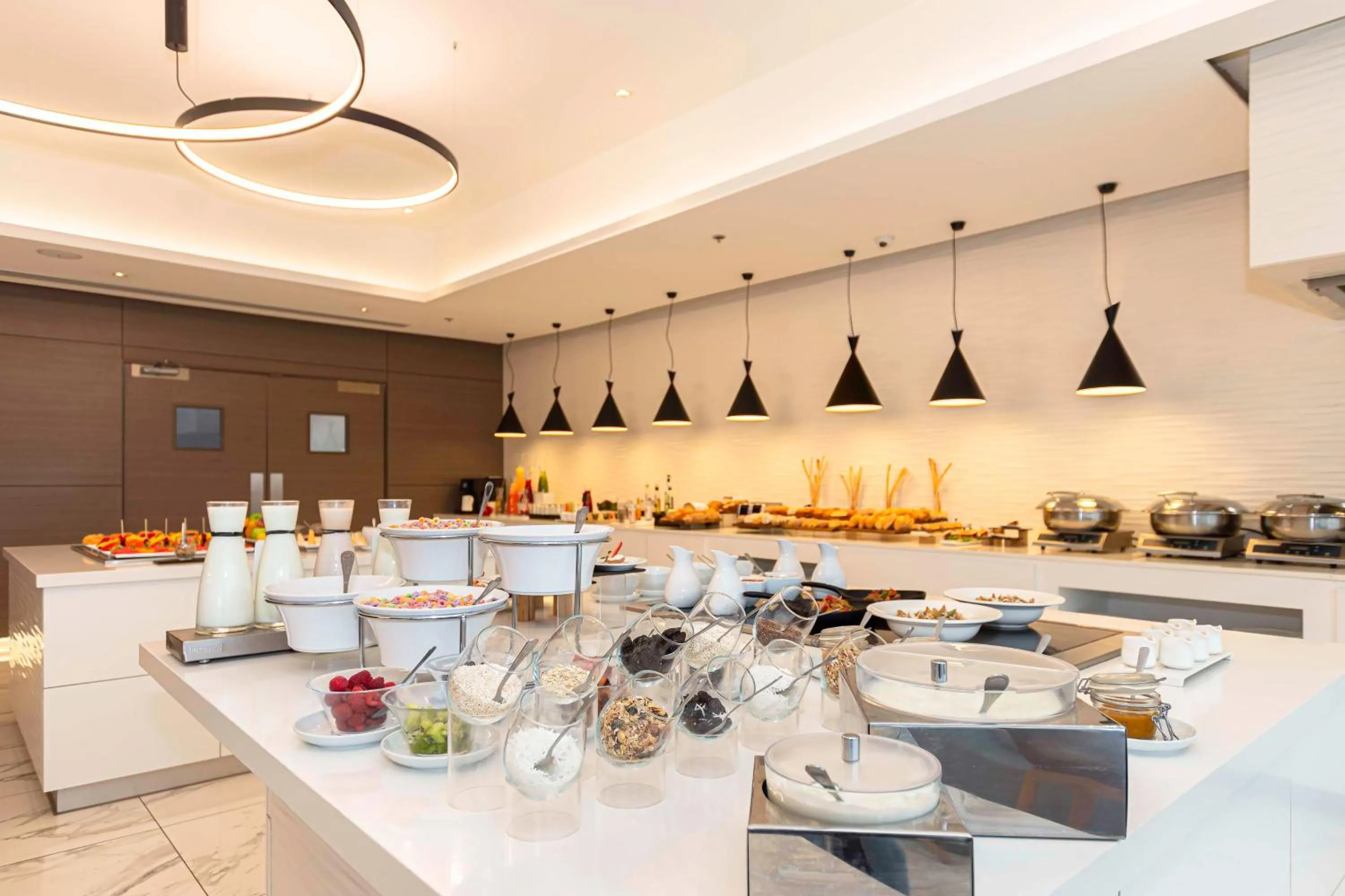 Restaurant/places to eat in NH Monterrey La Fe