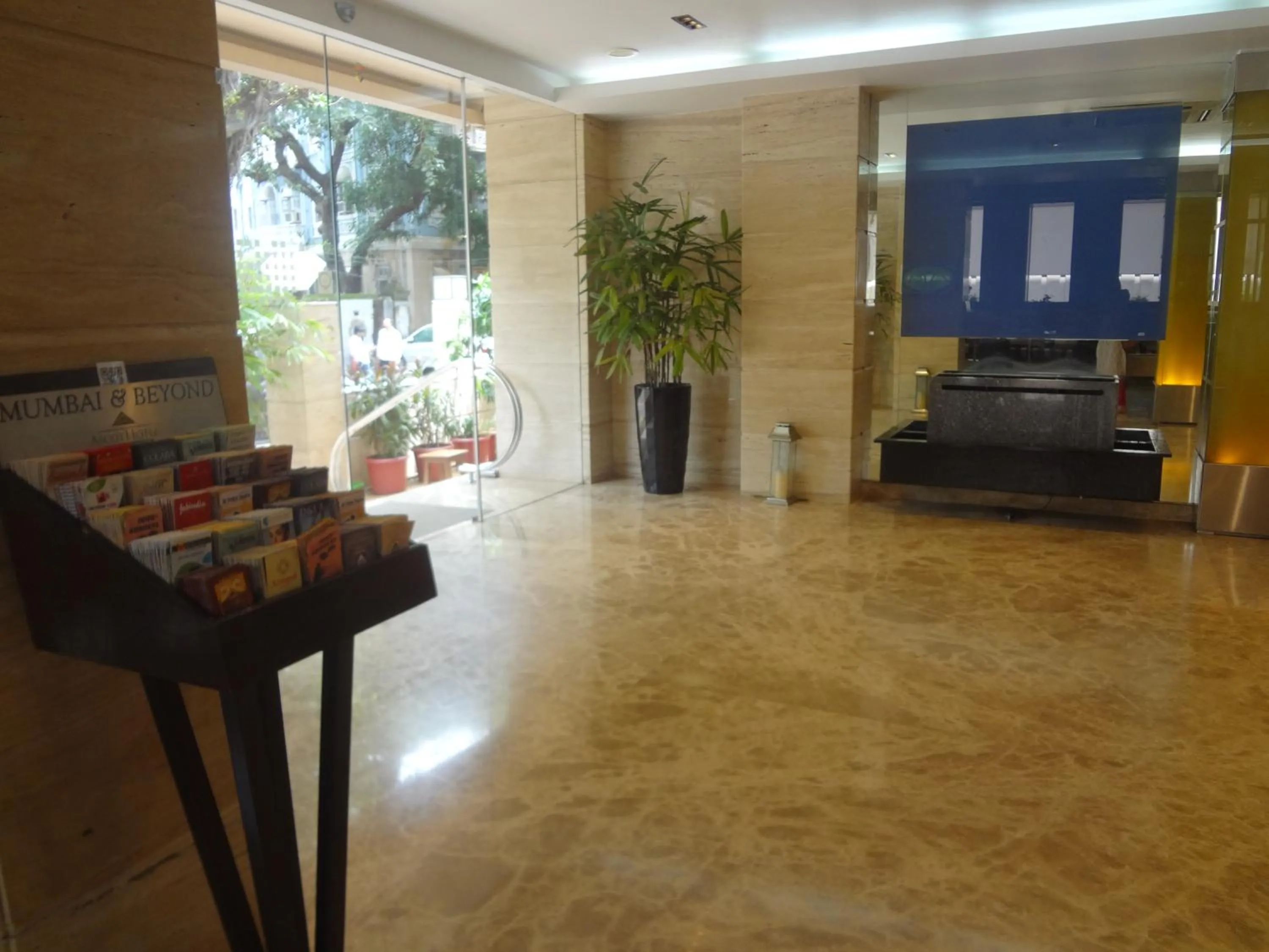 Lobby or reception in Ascot Hotel