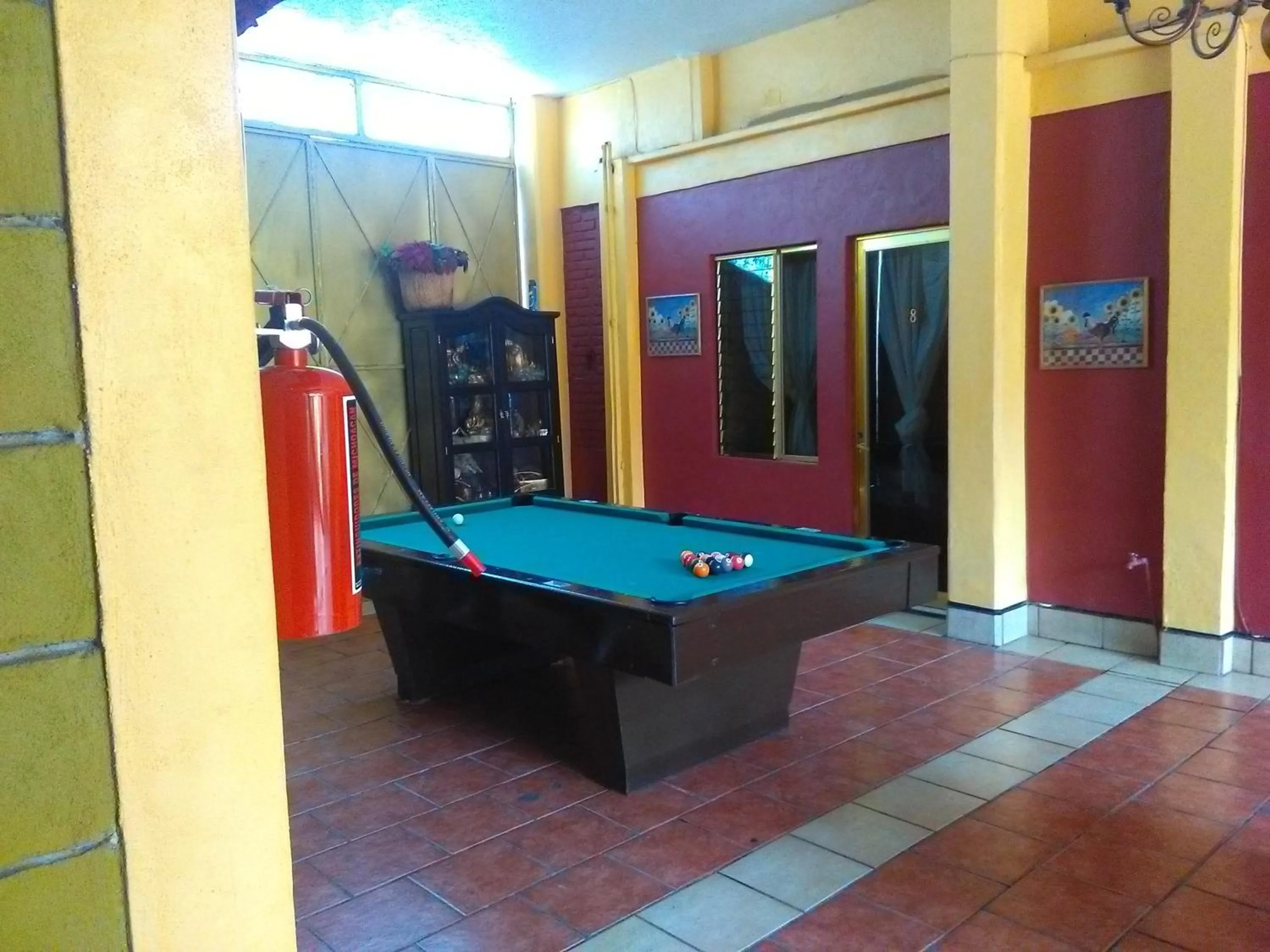 Billiard in Hotel Farah