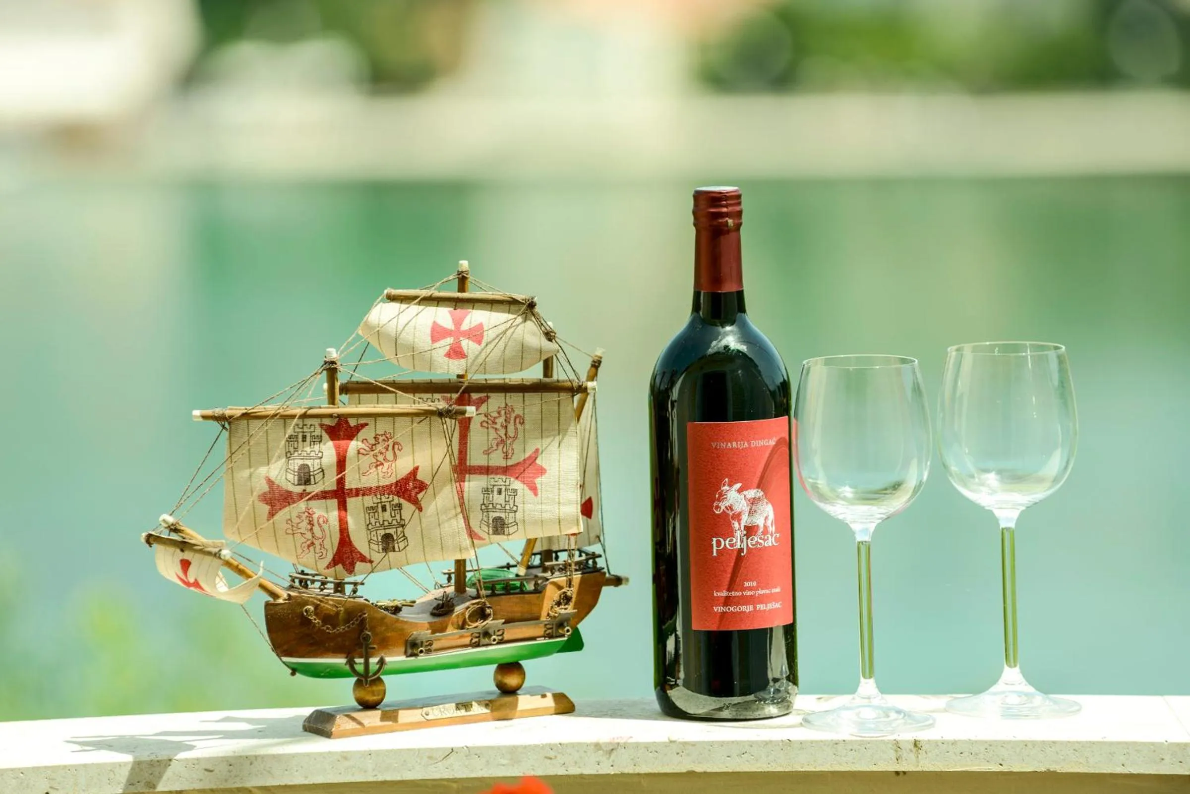 Decorative detail in Oreb Dream Apartments