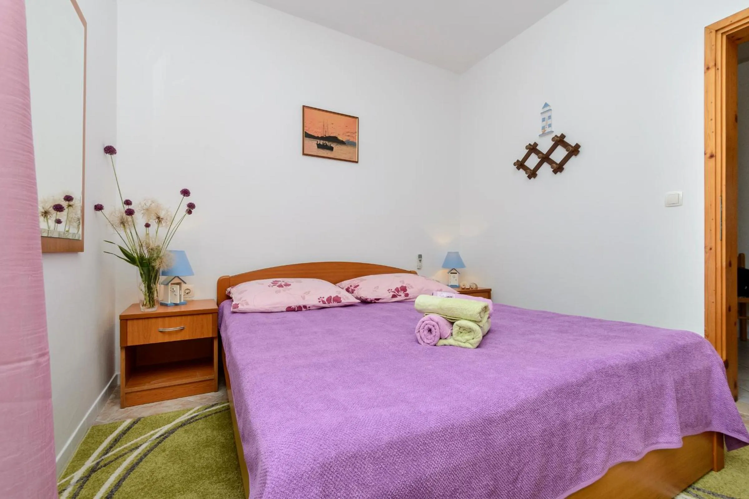 Bedroom, Bed in Oreb Dream Apartments