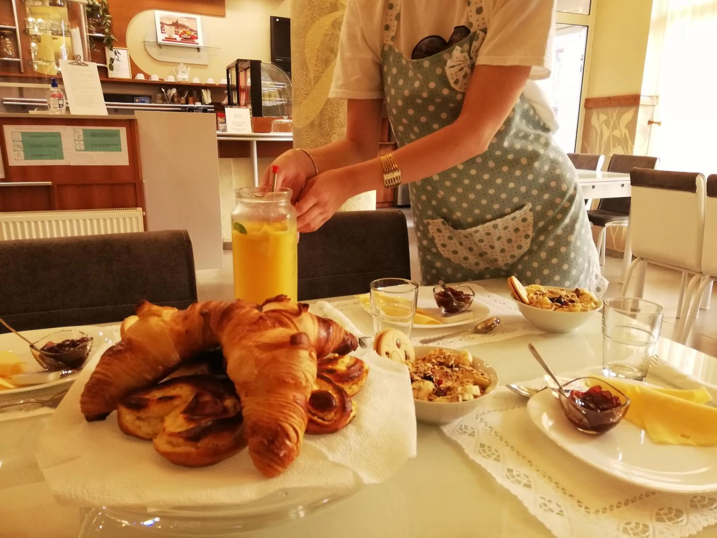 Breakfast in Tarnava - Oldtown House