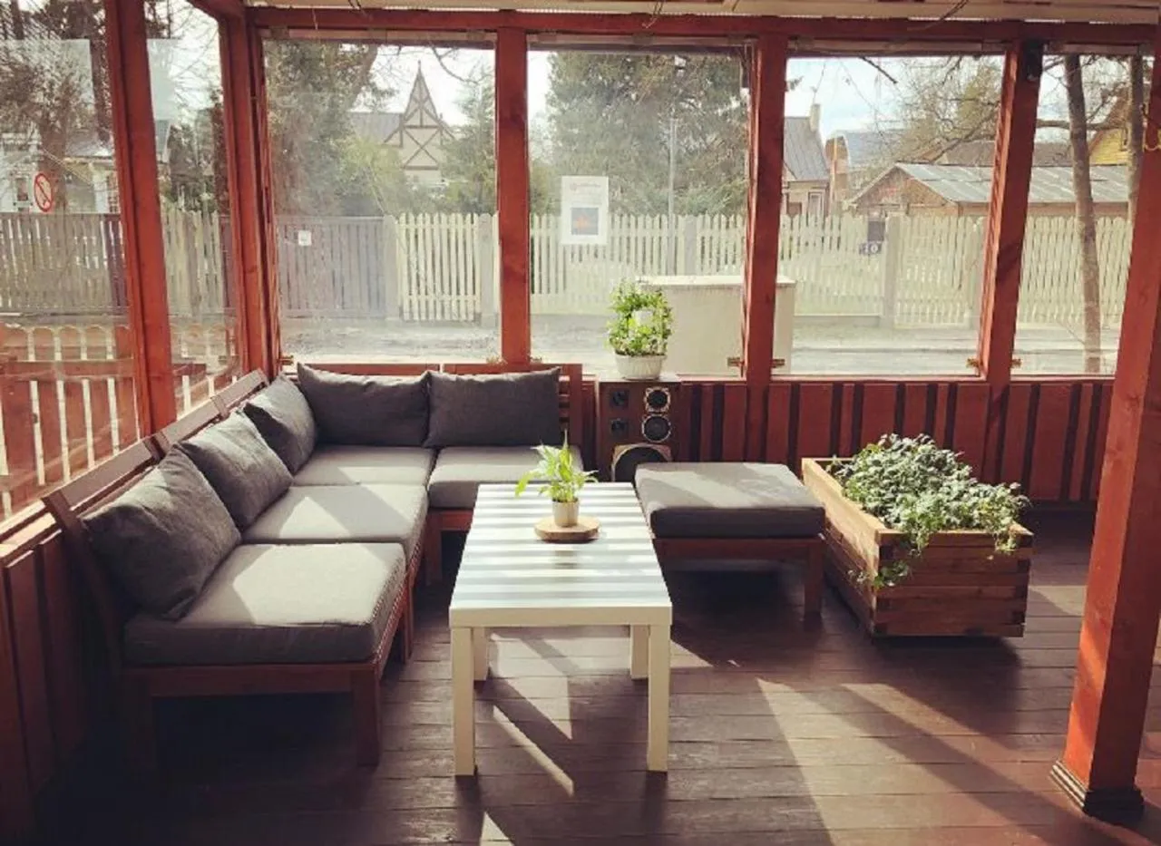 Restaurant/places to eat in Alba Hotel