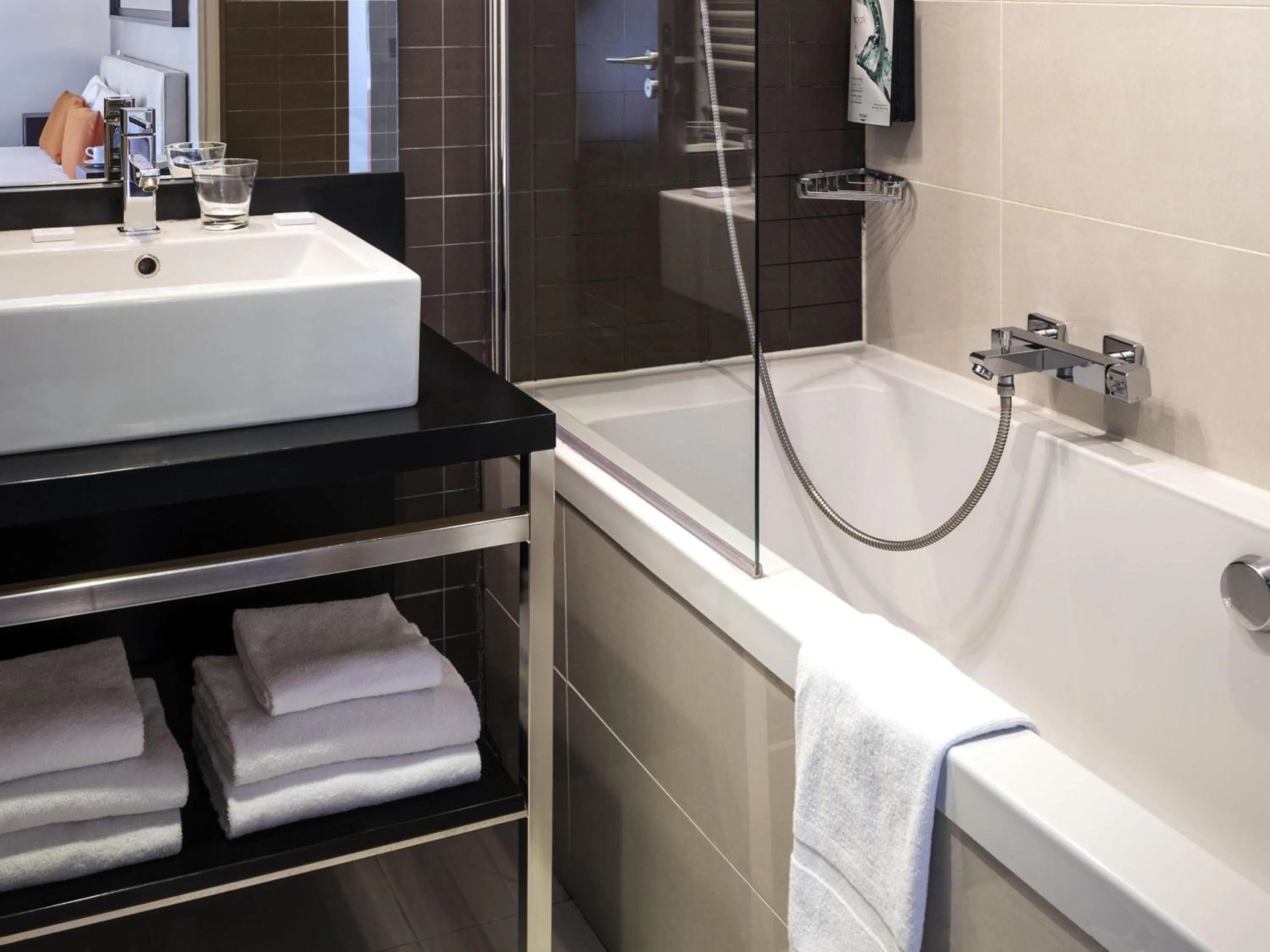 Bedroom in Adagio Nice Centre