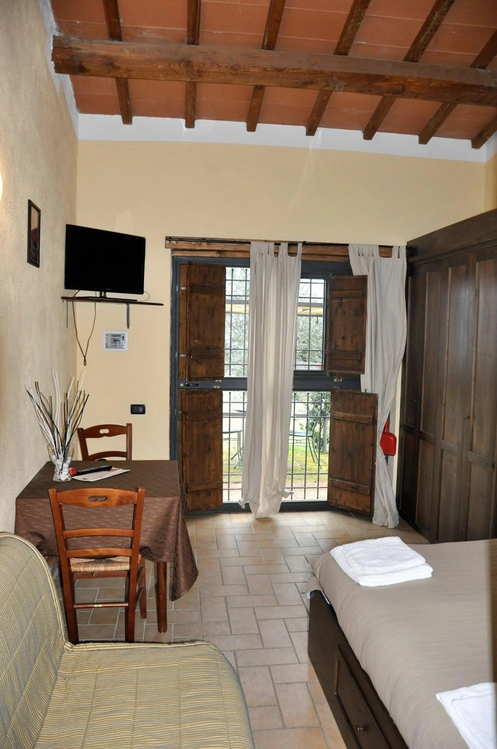 Bedroom, Bed in Agriturismo Nociquerceto