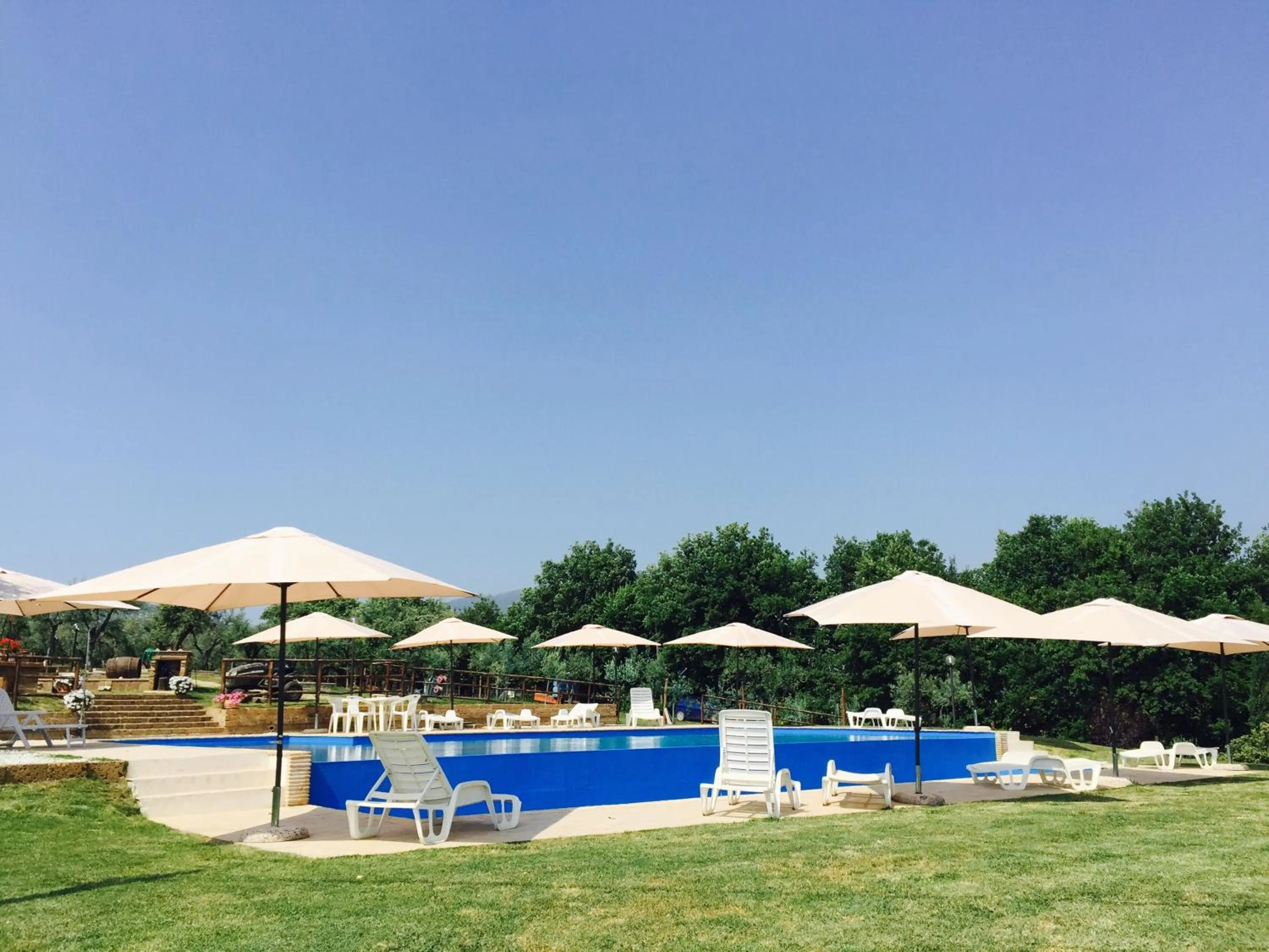 Swimming pool in Agriturismo Nociquerceto